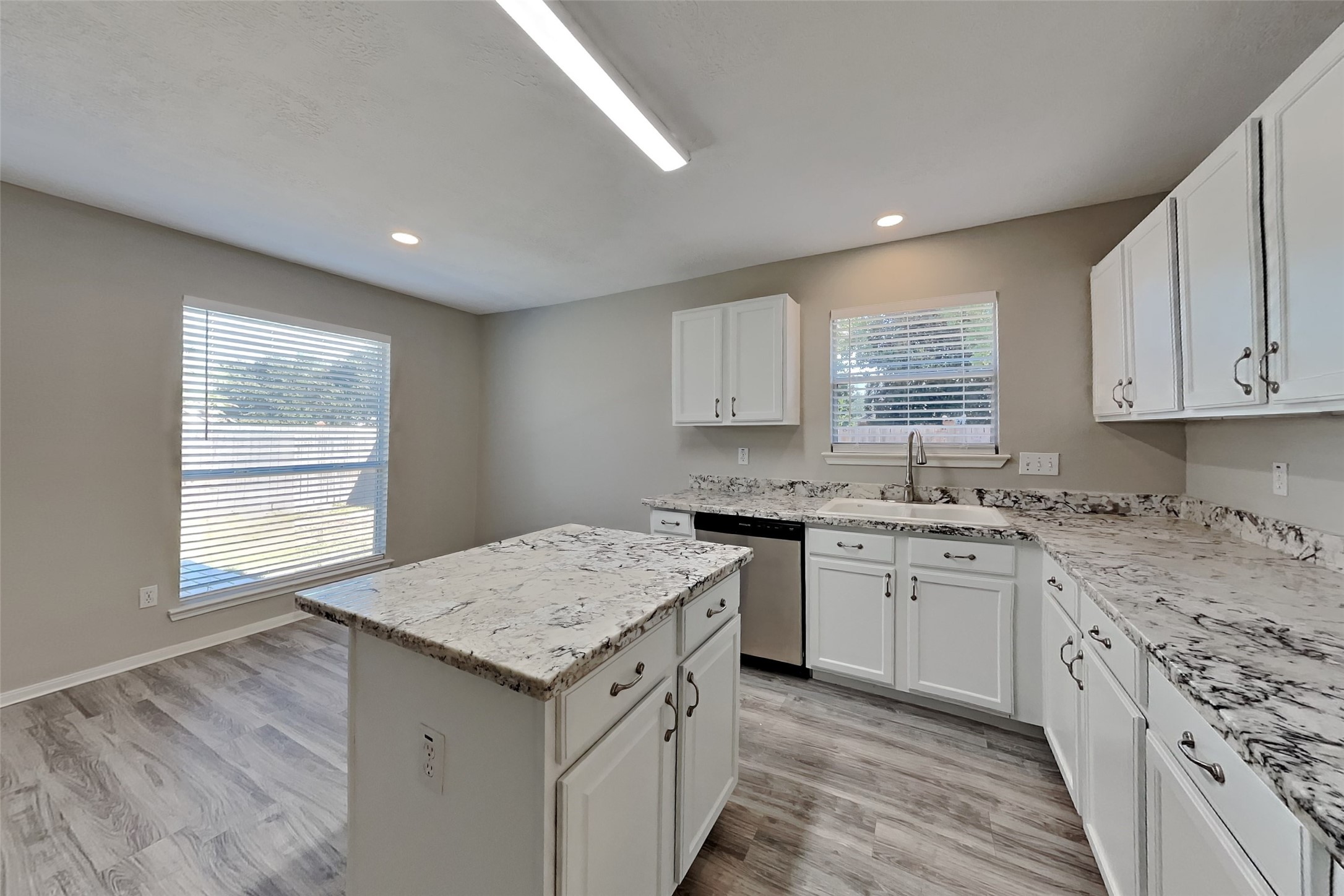 2447 Fox River Lane, Spring, TX 77386 2447 Fox River Lane, Spring, TX 77386