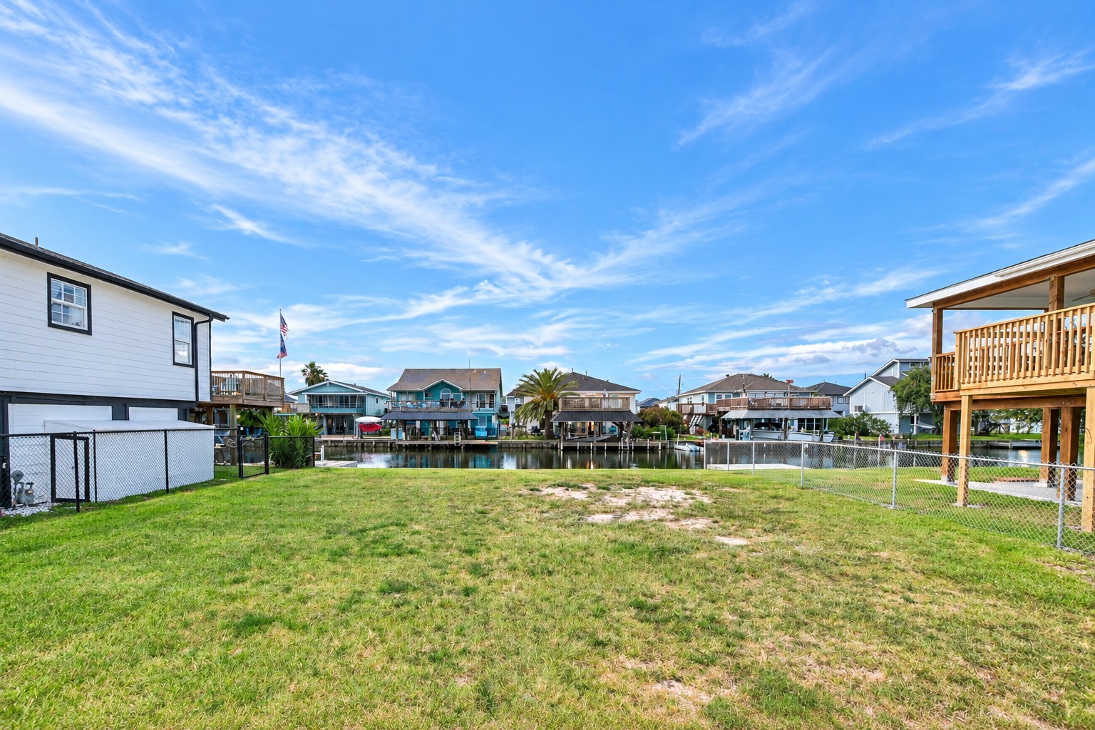 191 Barracuda, Bayou Vista, TX 77563 191 Barracuda, Bayou Vista, TX 77563