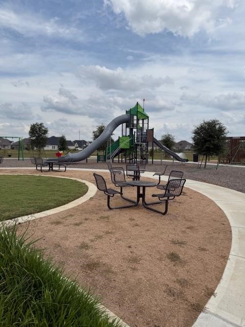 5122 Persimmons Peak, Richmond, TX 77469