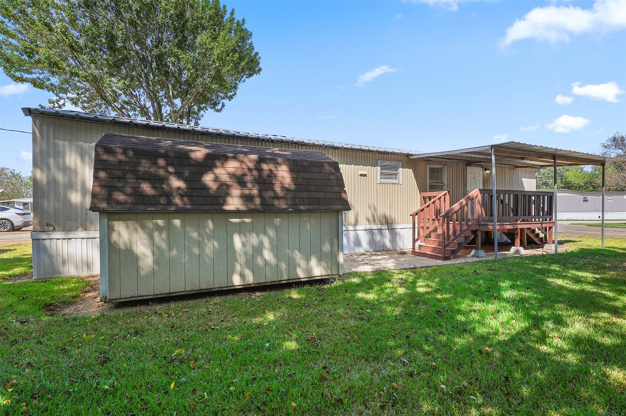 2222 N Austin Avenue, #7, Pearland, TX 77581 2222 N Austin Avenue, #7, Pearland, TX 77581