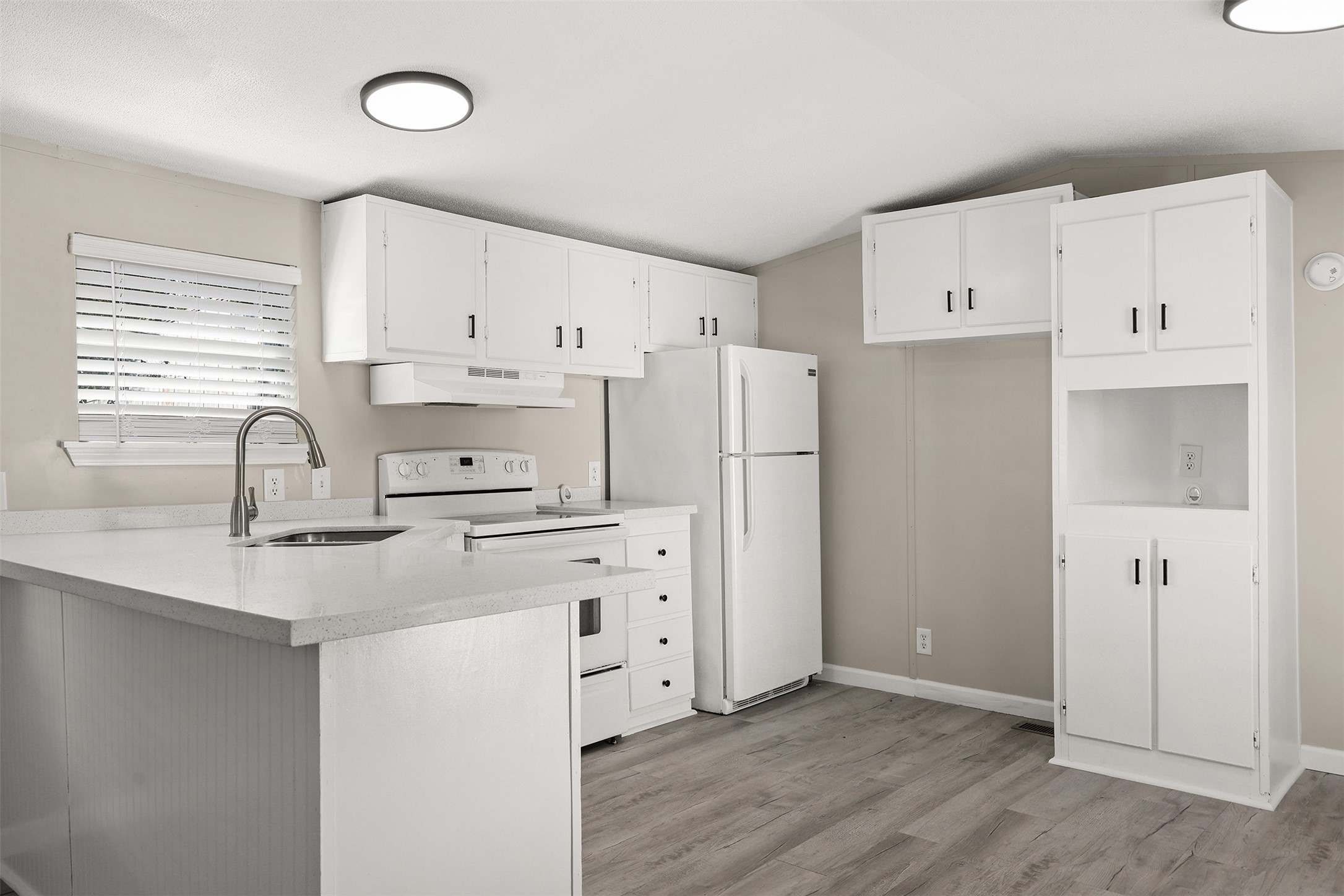 2222 N Austin Avenue, #7, Pearland, TX 77581