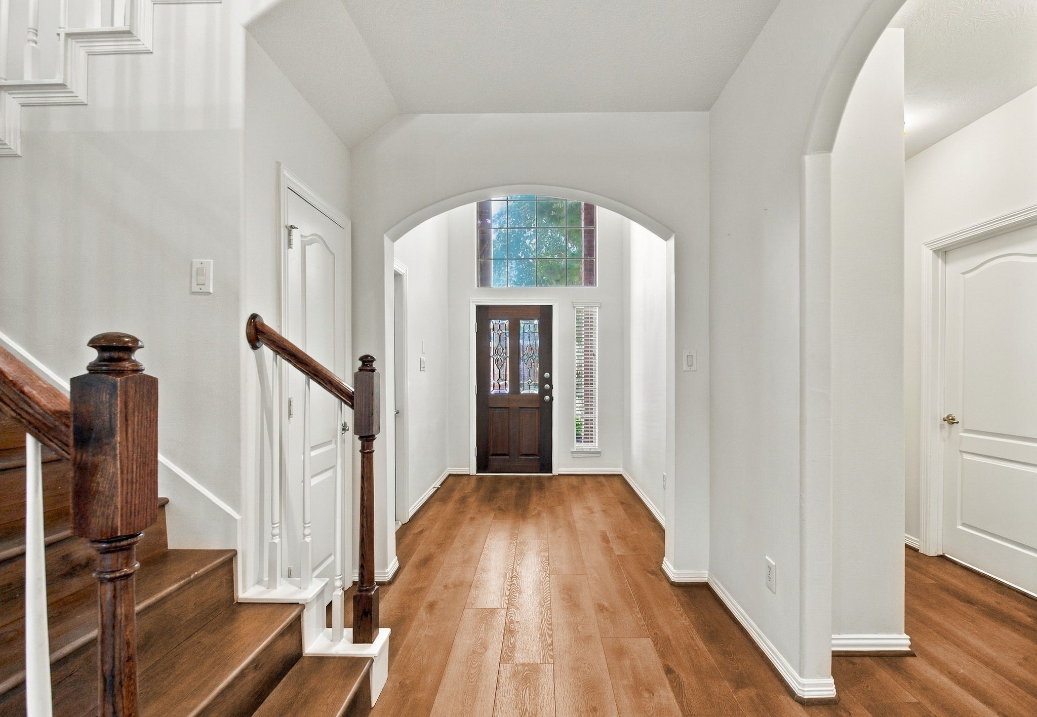 4906 Canterbury Way, Houston, TX 77069