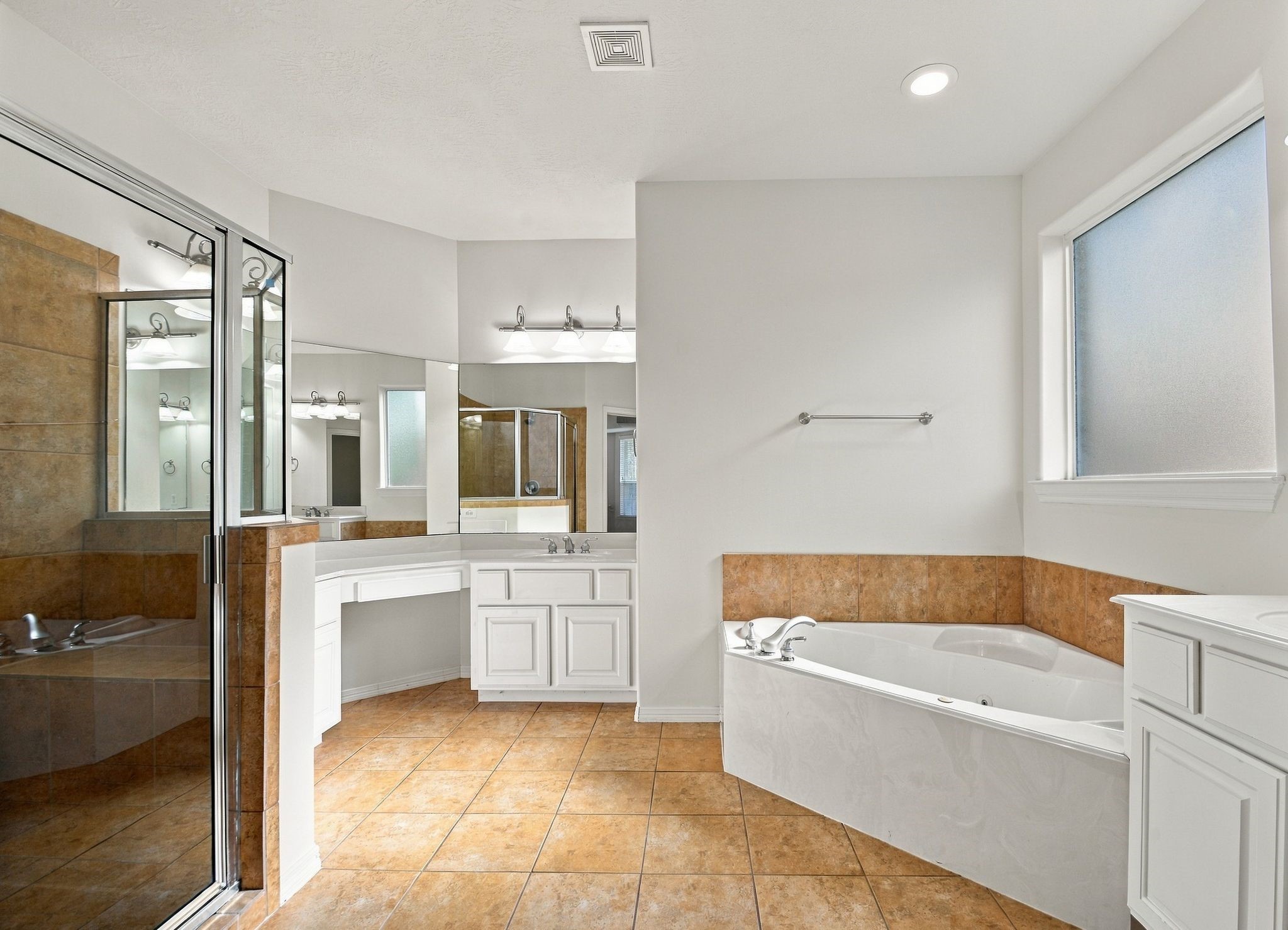 4906 Canterbury Way, Houston, TX 77069