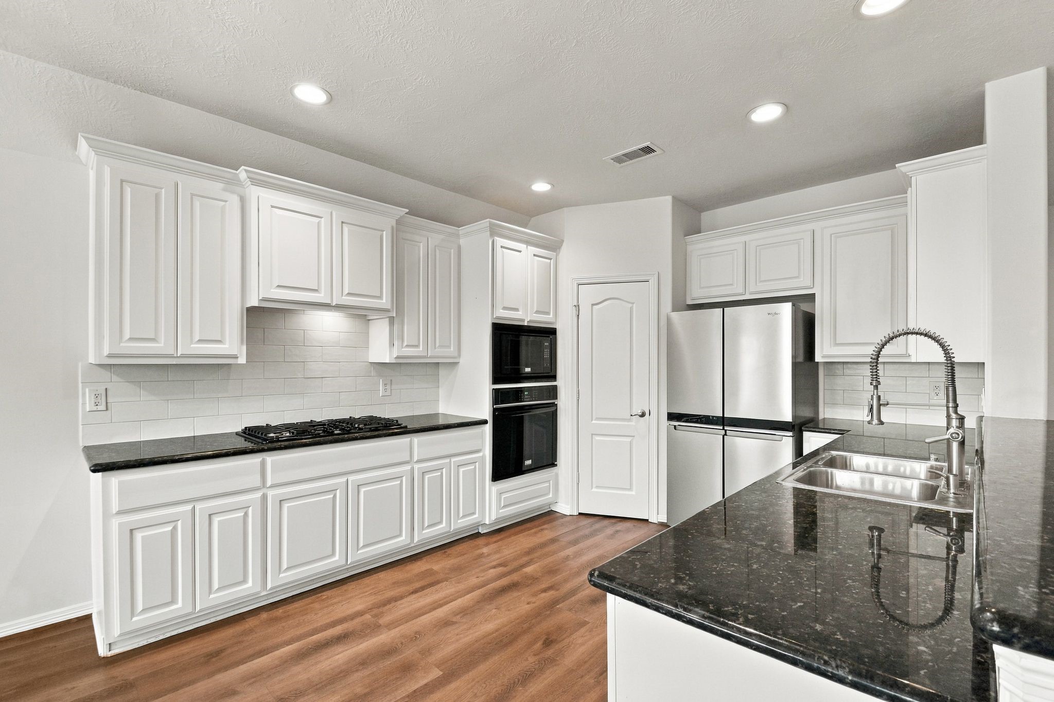 4906 Canterbury Way, Houston, TX 77069