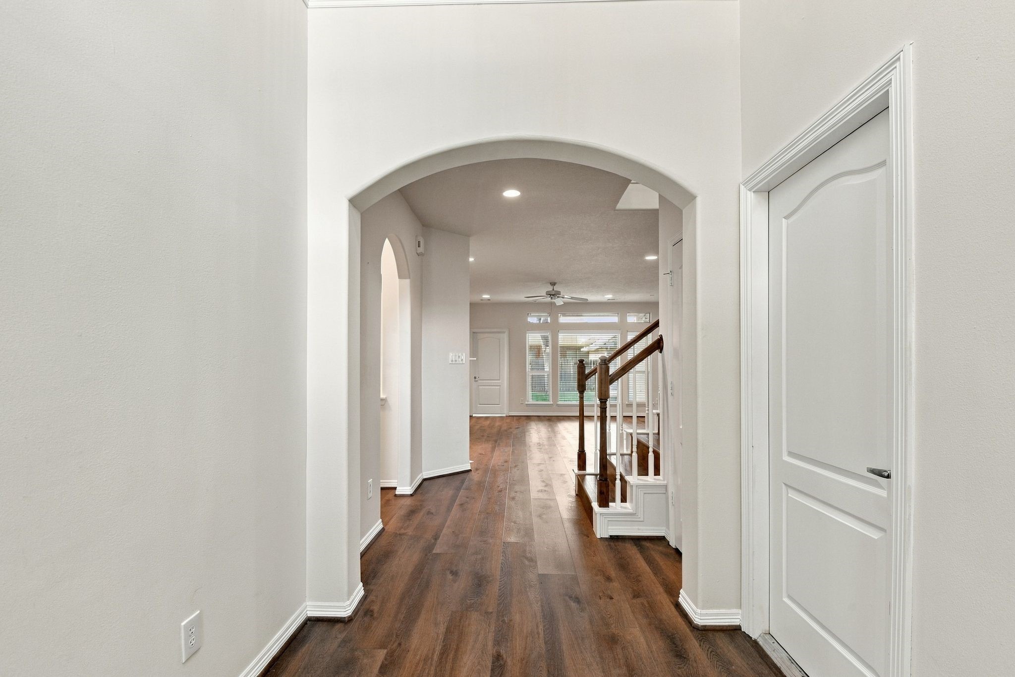 4906 Canterbury Way, Houston, TX 77069