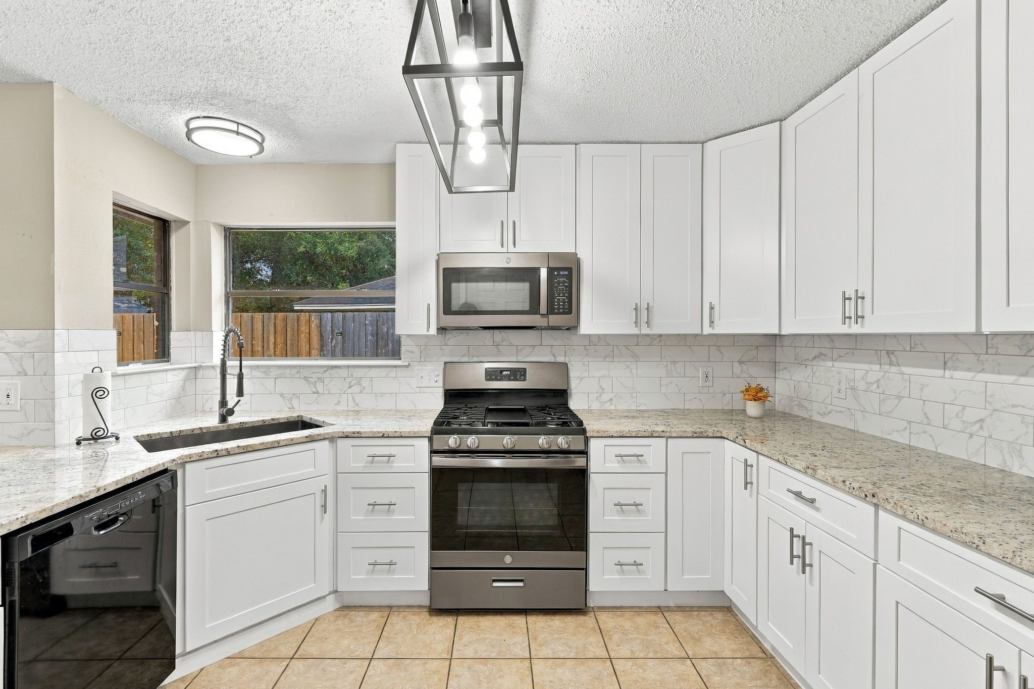15415 Lago Villa Drive, Tomball, TX 77377