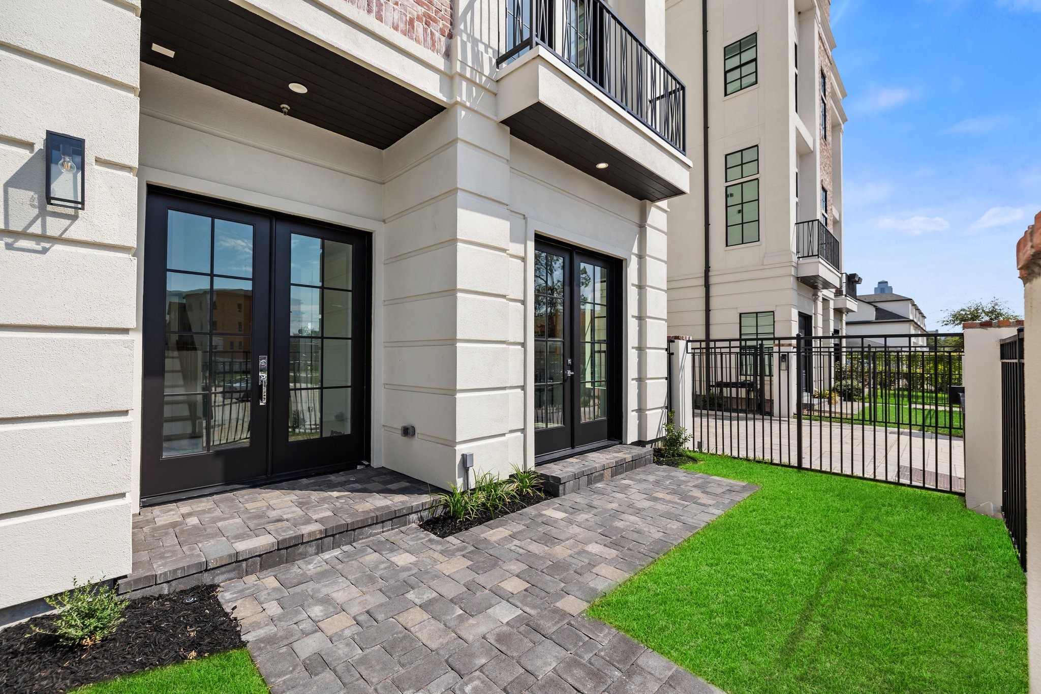 5824 Winsome Lane, #A, Houston, TX 77057 5824 Winsome Lane, #A, Houston, TX 77057