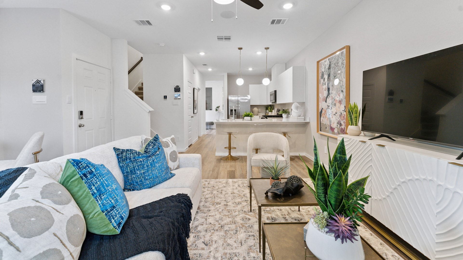 5906 Manning Oaks Street, Houston, TX 77091