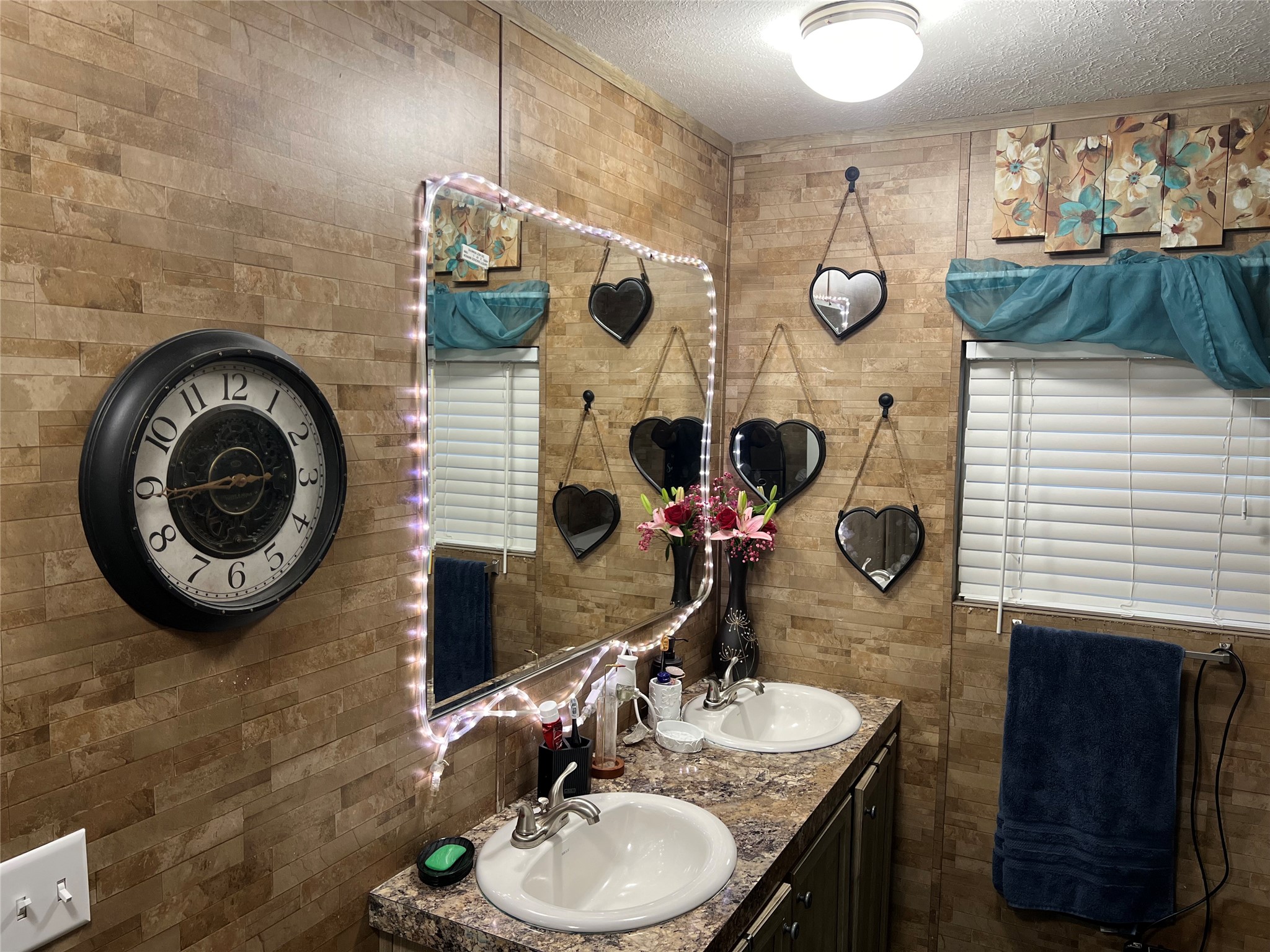 13036 Annette Road, Angleton, TX 77515 13036 Annette Road, Angleton, TX 77515