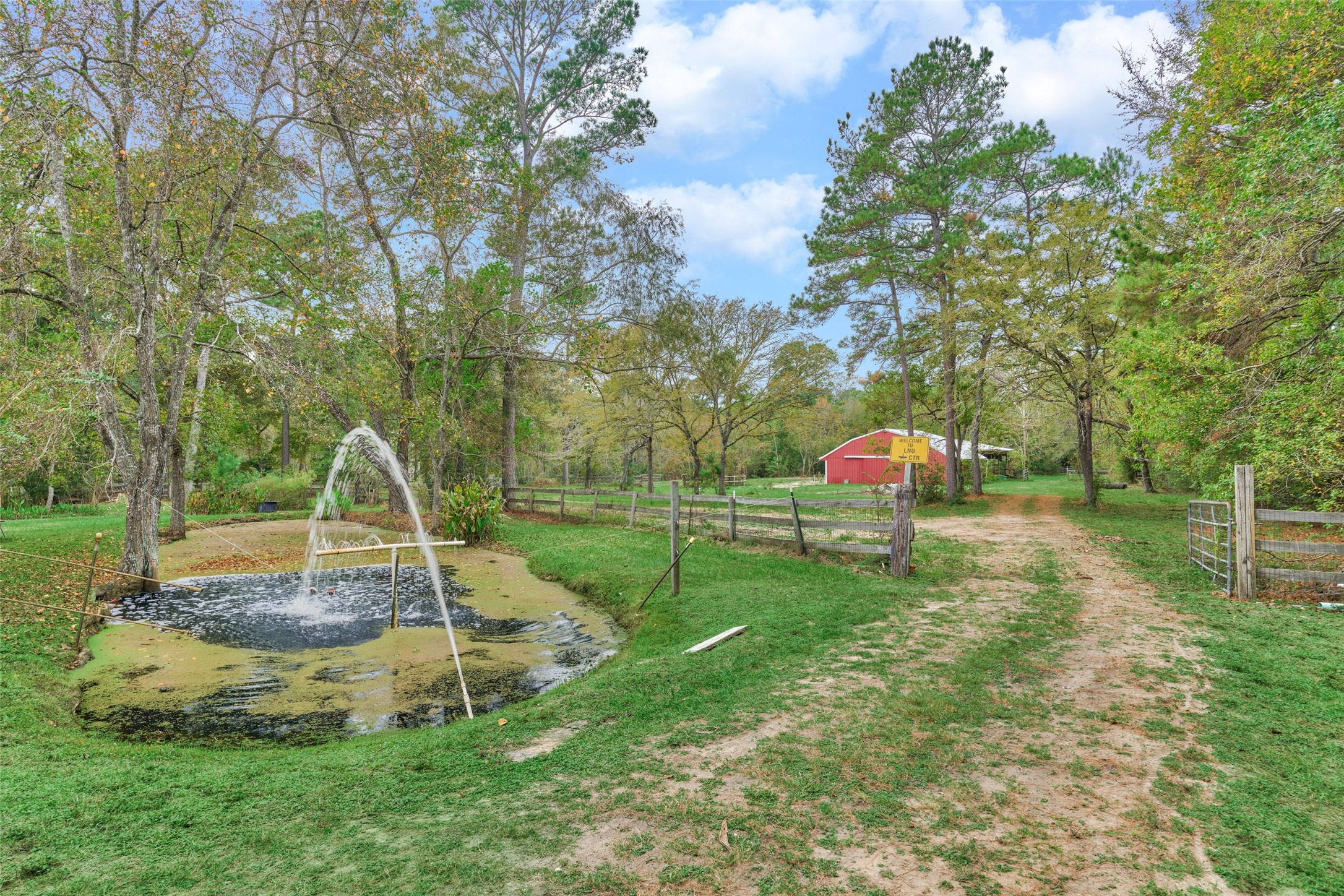 Two ponds, cross-fenced property
