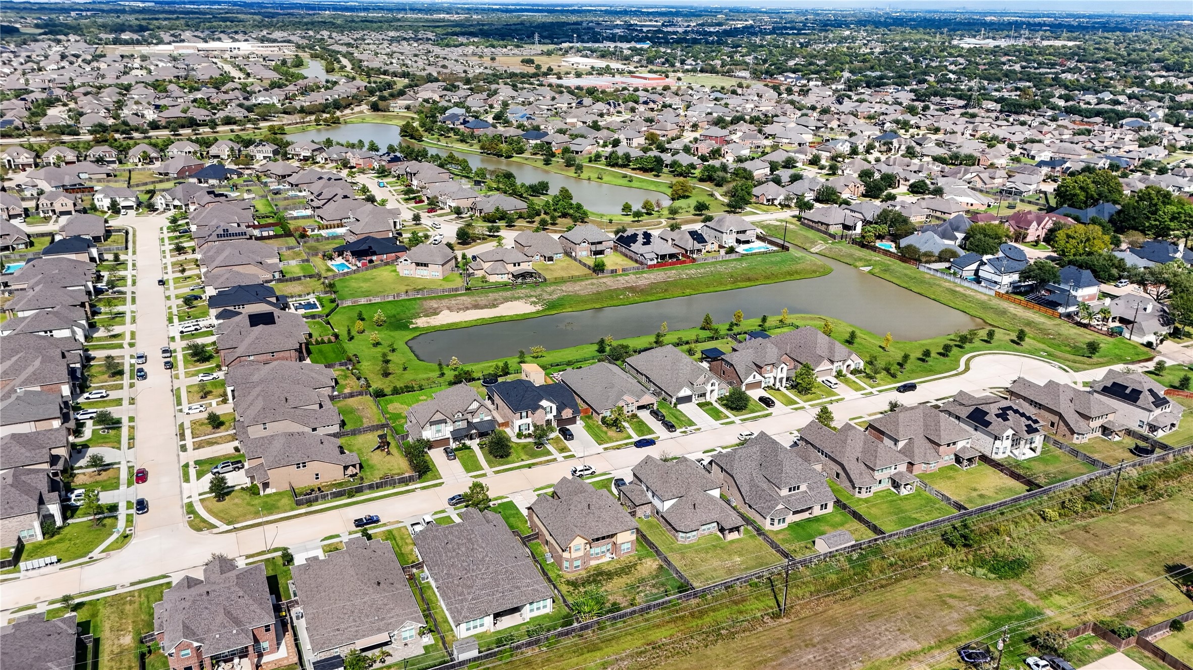1935 Heather Canyon Drive, Pearland, TX 77089