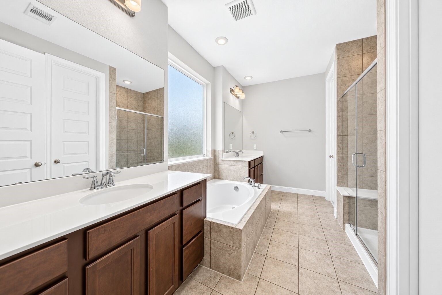 1935 Heather Canyon Drive, Pearland, TX 77089