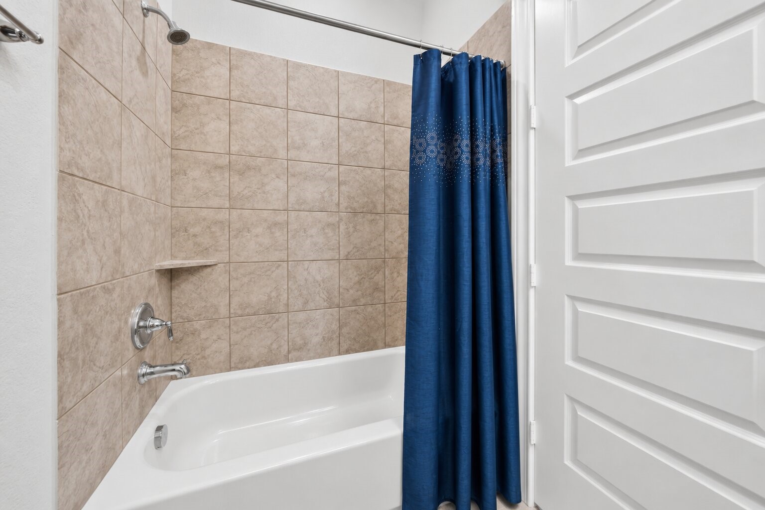 1935 Heather Canyon Drive, Pearland, TX 77089