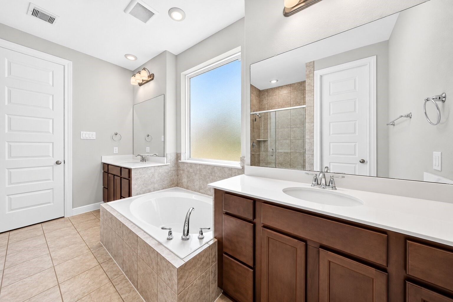 1935 Heather Canyon Drive, Pearland, TX 77089