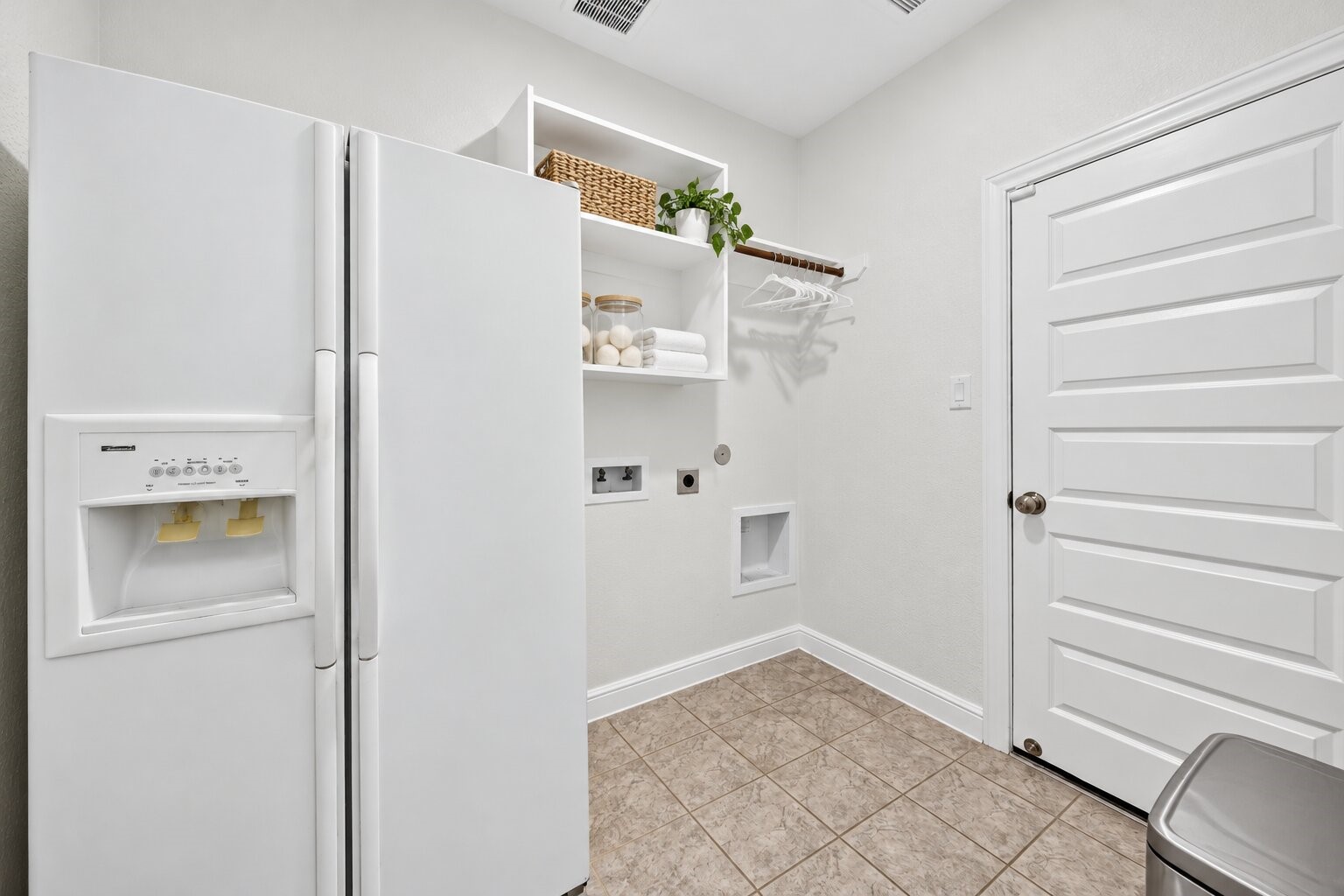 1935 Heather Canyon Drive, Pearland, TX 77089