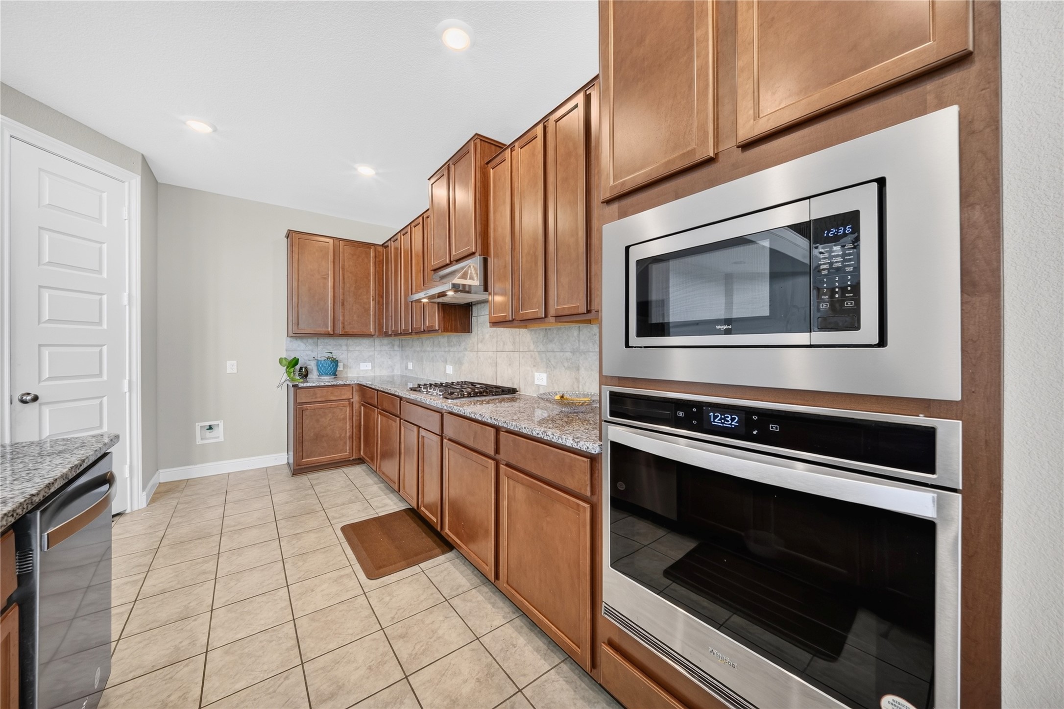 1935 Heather Canyon Drive, Pearland, TX 77089