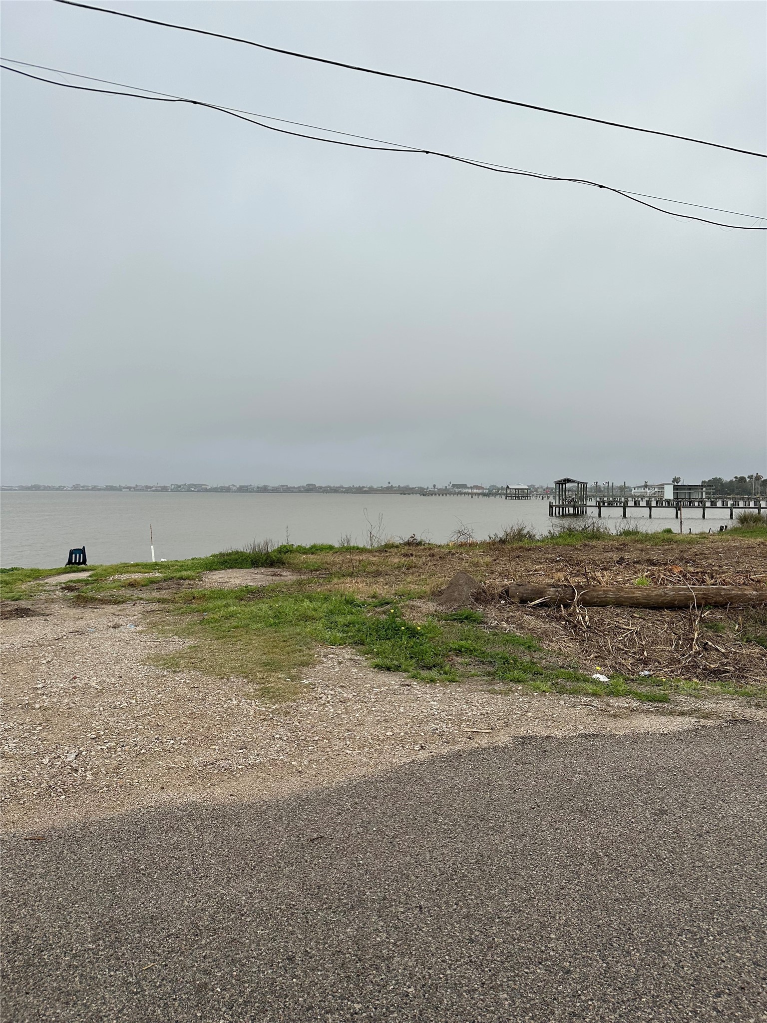 00 12th, San Leon, TX 77539