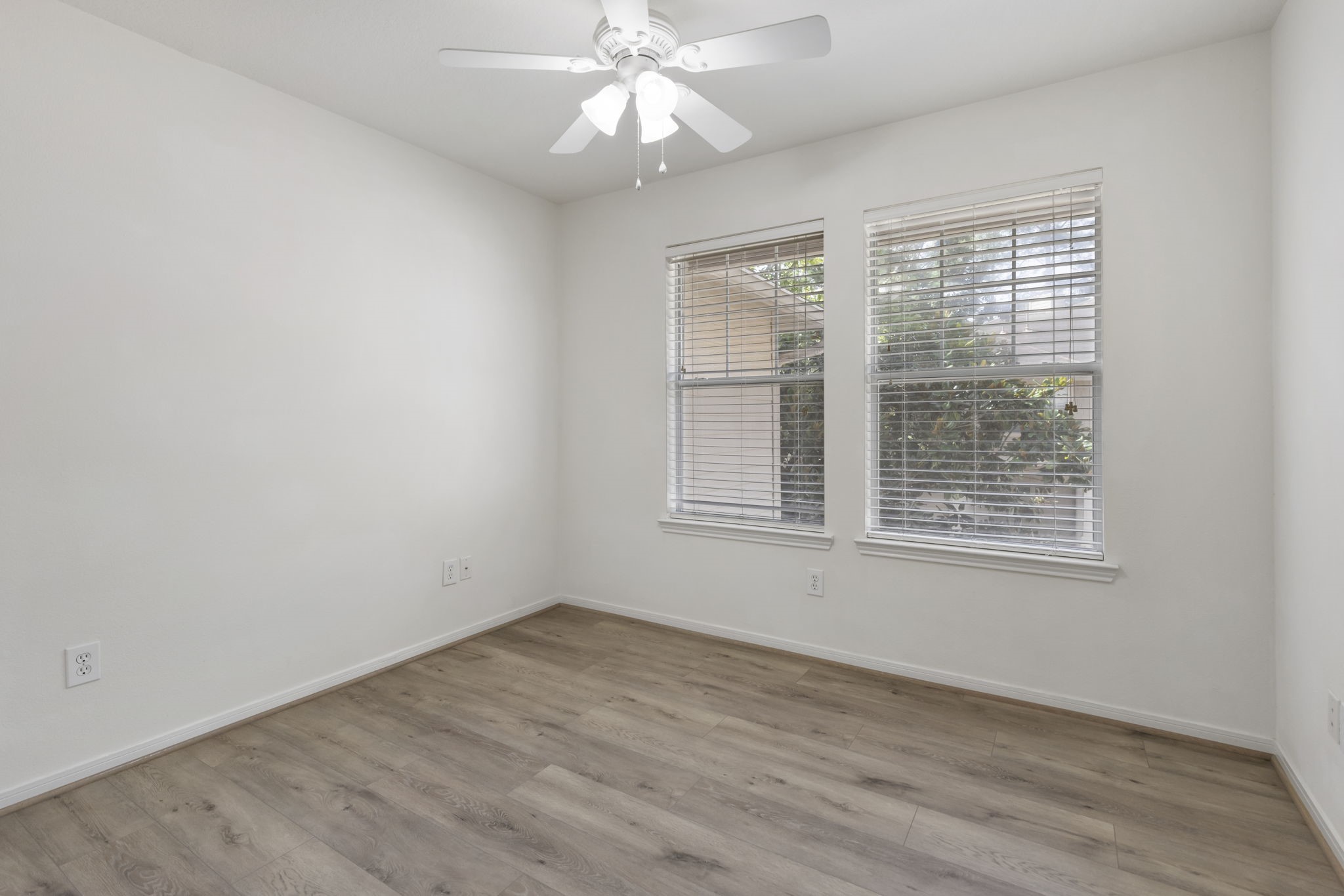 Secondary bedroom could also serve as a home office.