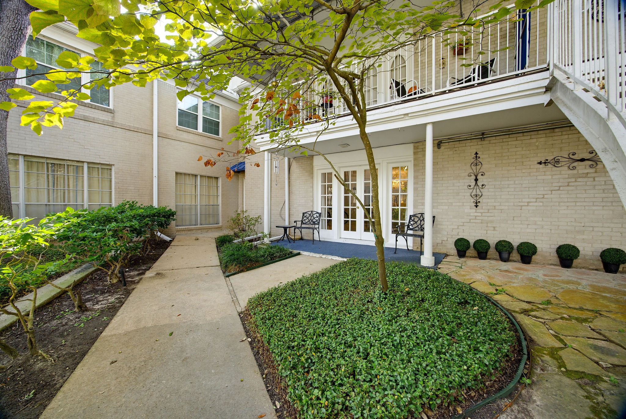 2600 Bellefontaine Street, #B12, Houston, TX 77025