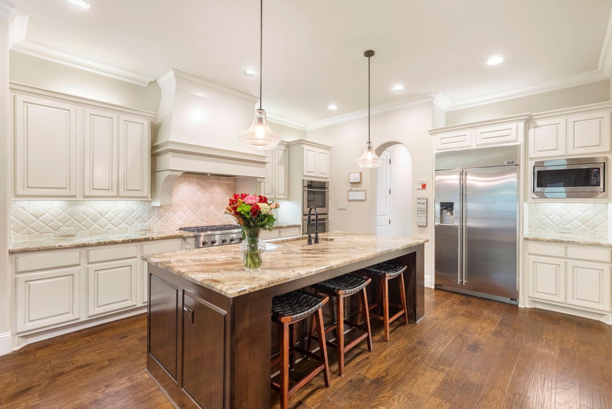 39 Pondera Point Dr, Tomball, TX 77375