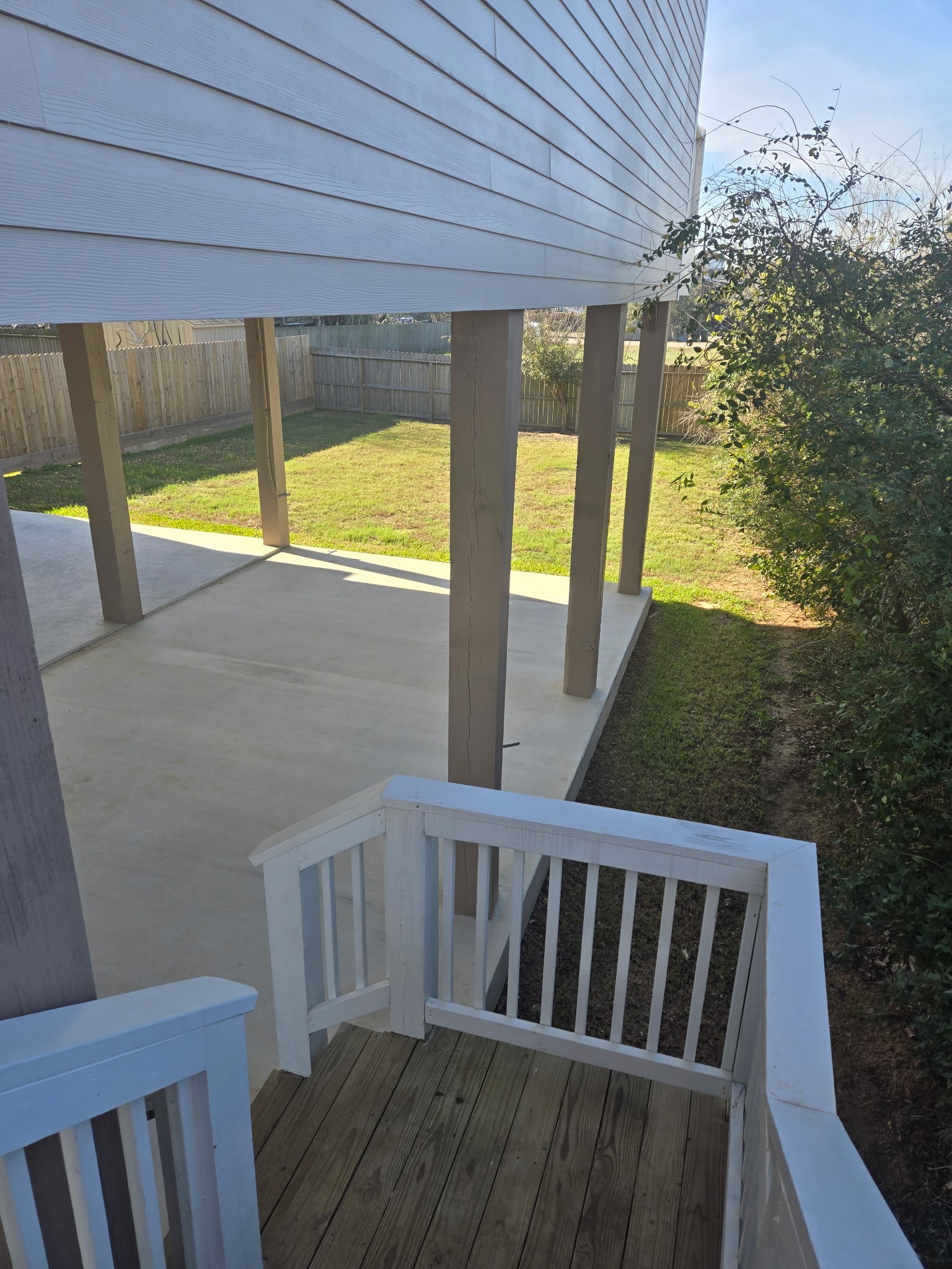 1226 9th St, San Leon, TX 77539