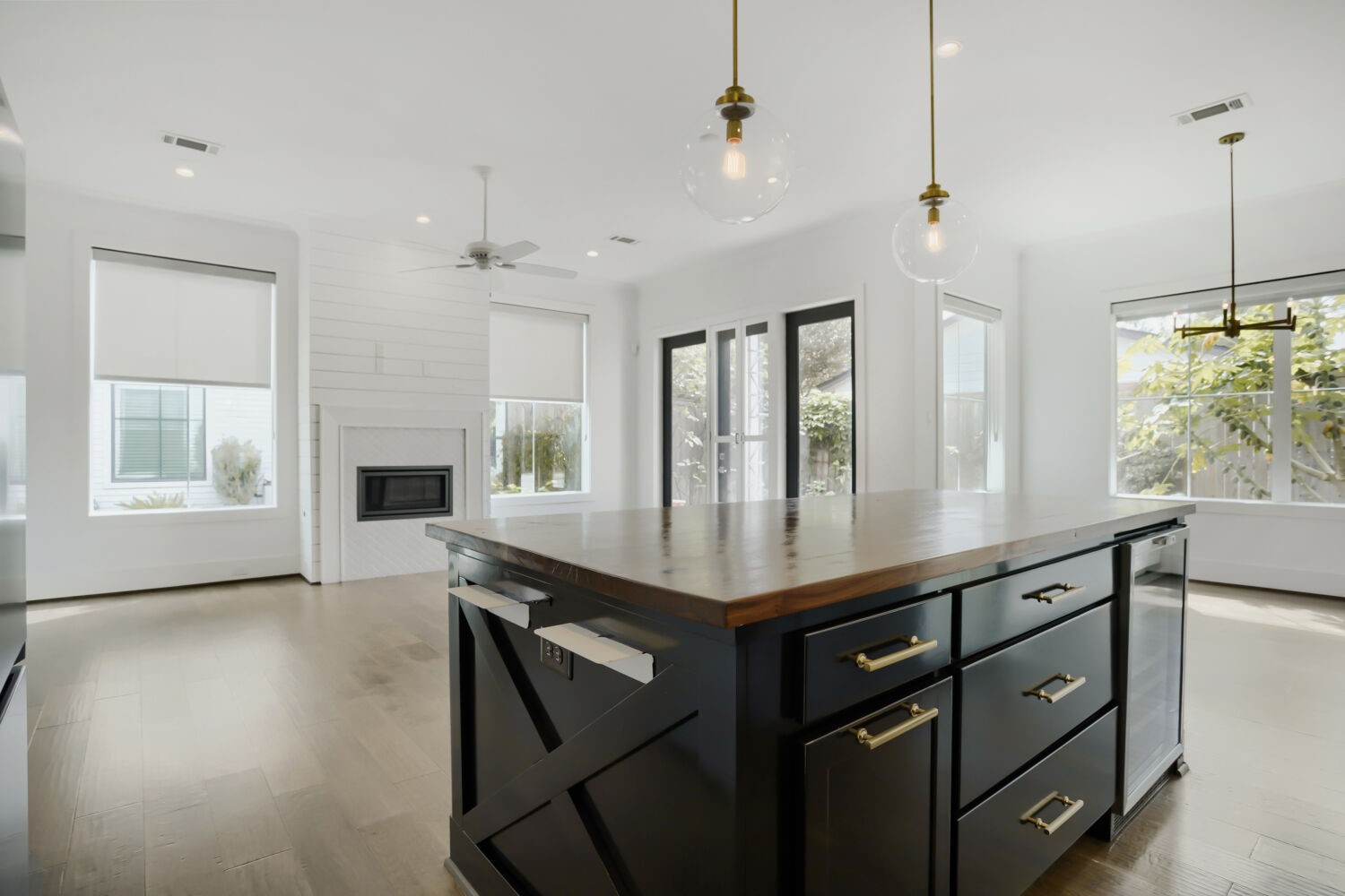 504 W Cottage Street, #B, Houston, TX 77009