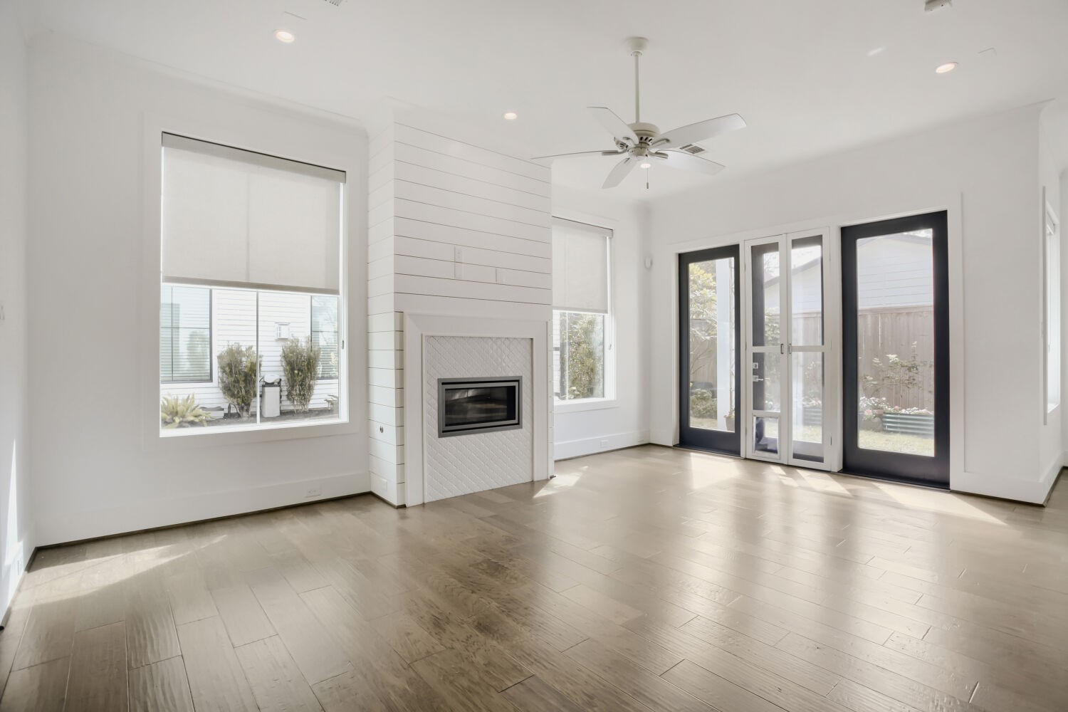504 W Cottage Street, #B, Houston, TX 77009