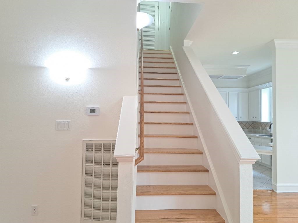 2413 Dorrington Street, Houston, TX 77030