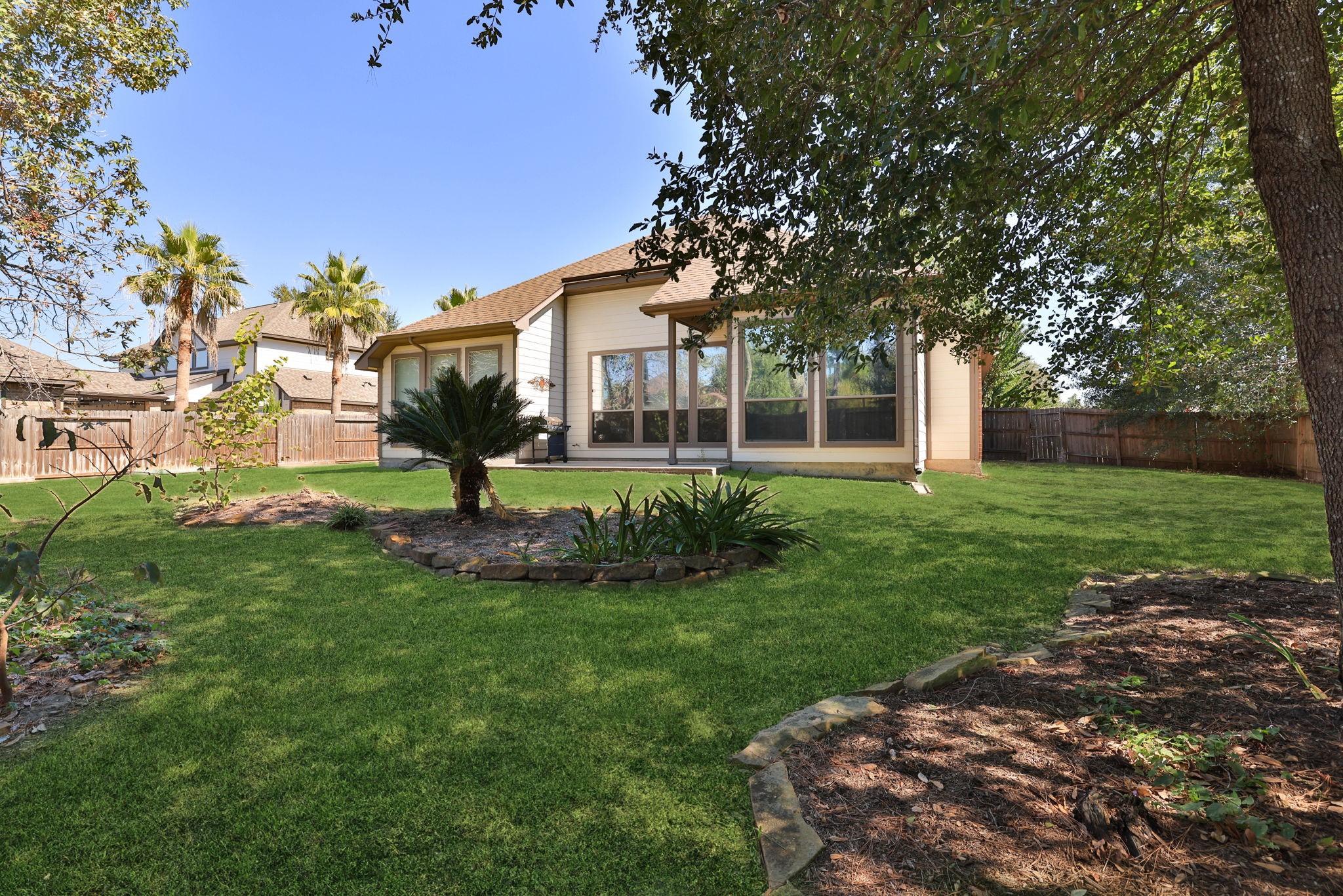 738 Oak Ridge Grove Circle, Spring, TX 77386