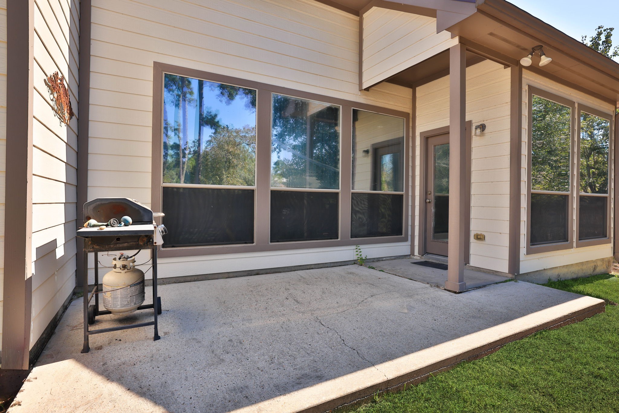 738 Oak Ridge Grove Circle, Spring, TX 77386