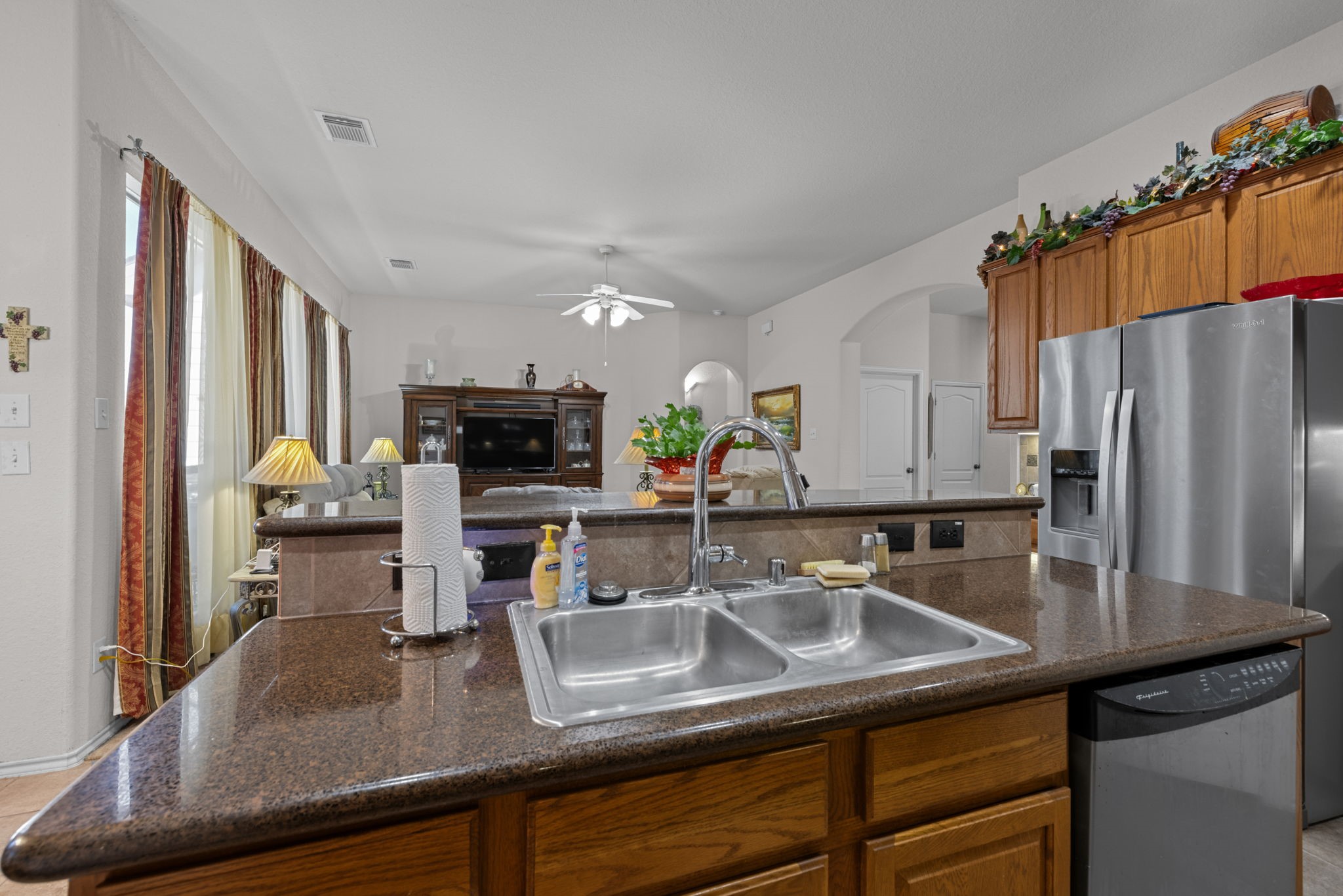 738 Oak Ridge Grove Circle, Spring, TX 77386