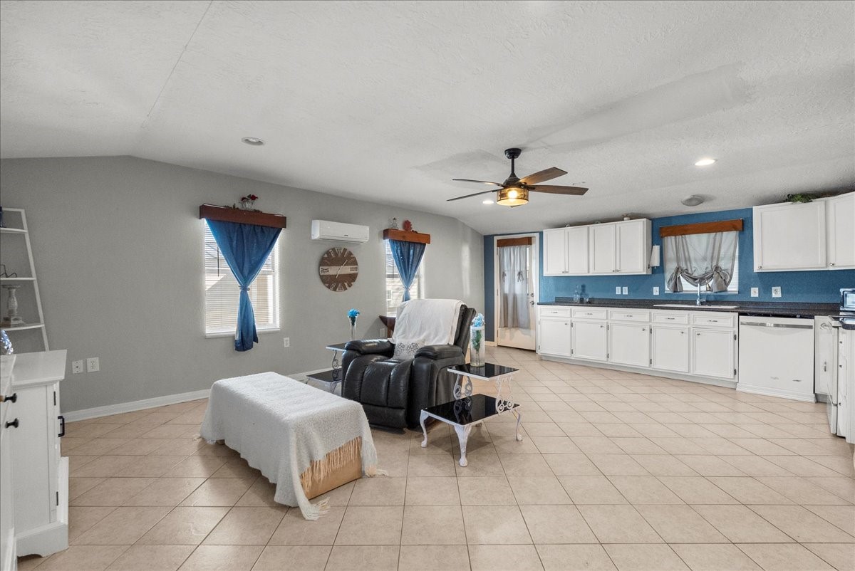 Living room & kitchen Living room & kitchen