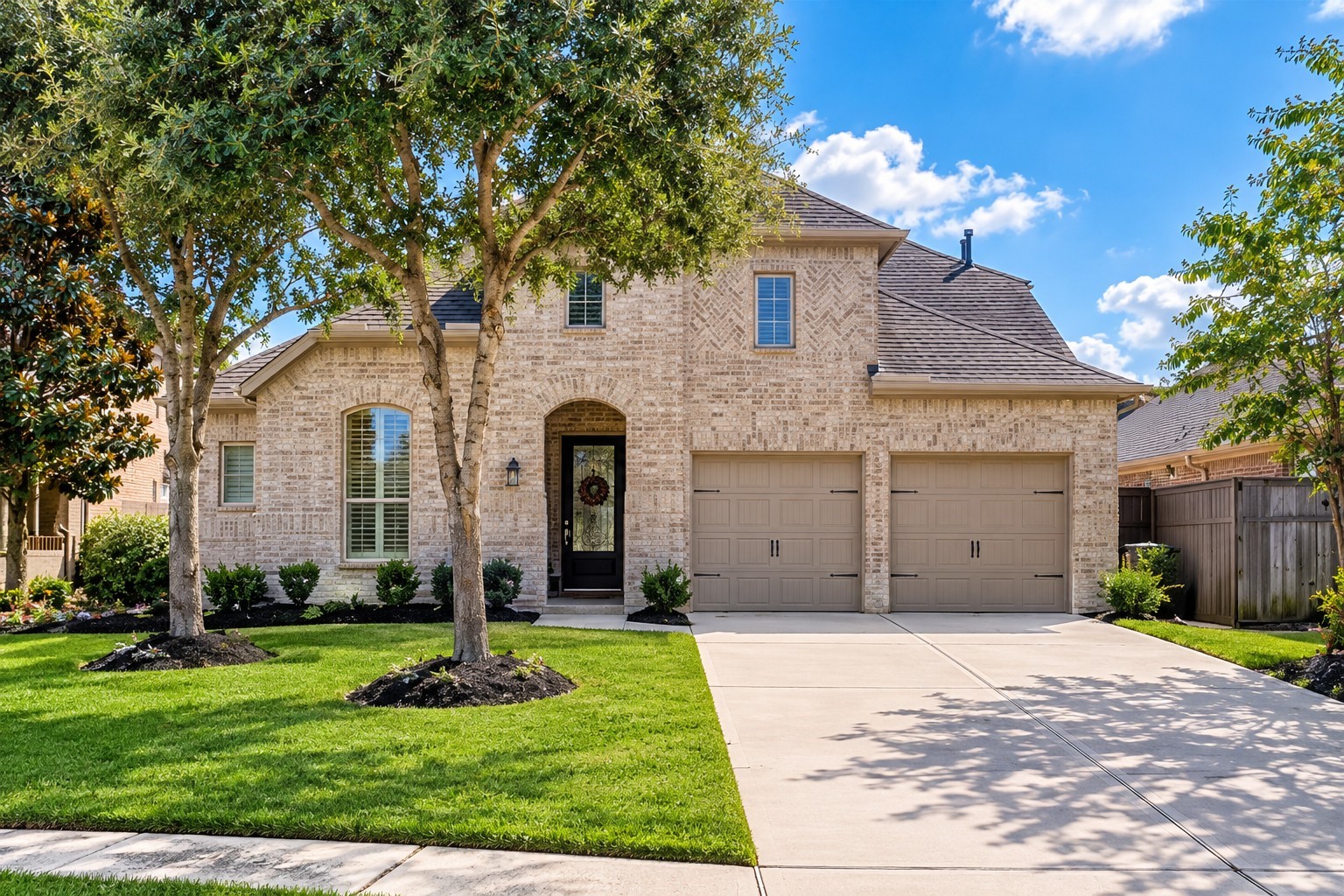 The homes striking brick surround creates a grand, welcoming first impression, complemented by a two-car garage and a desirable cul-de-sac location. The homes striking brick surround creates a grand, welcoming first impression, complemented by a two-car garage and a desirable cul-de-sac location.