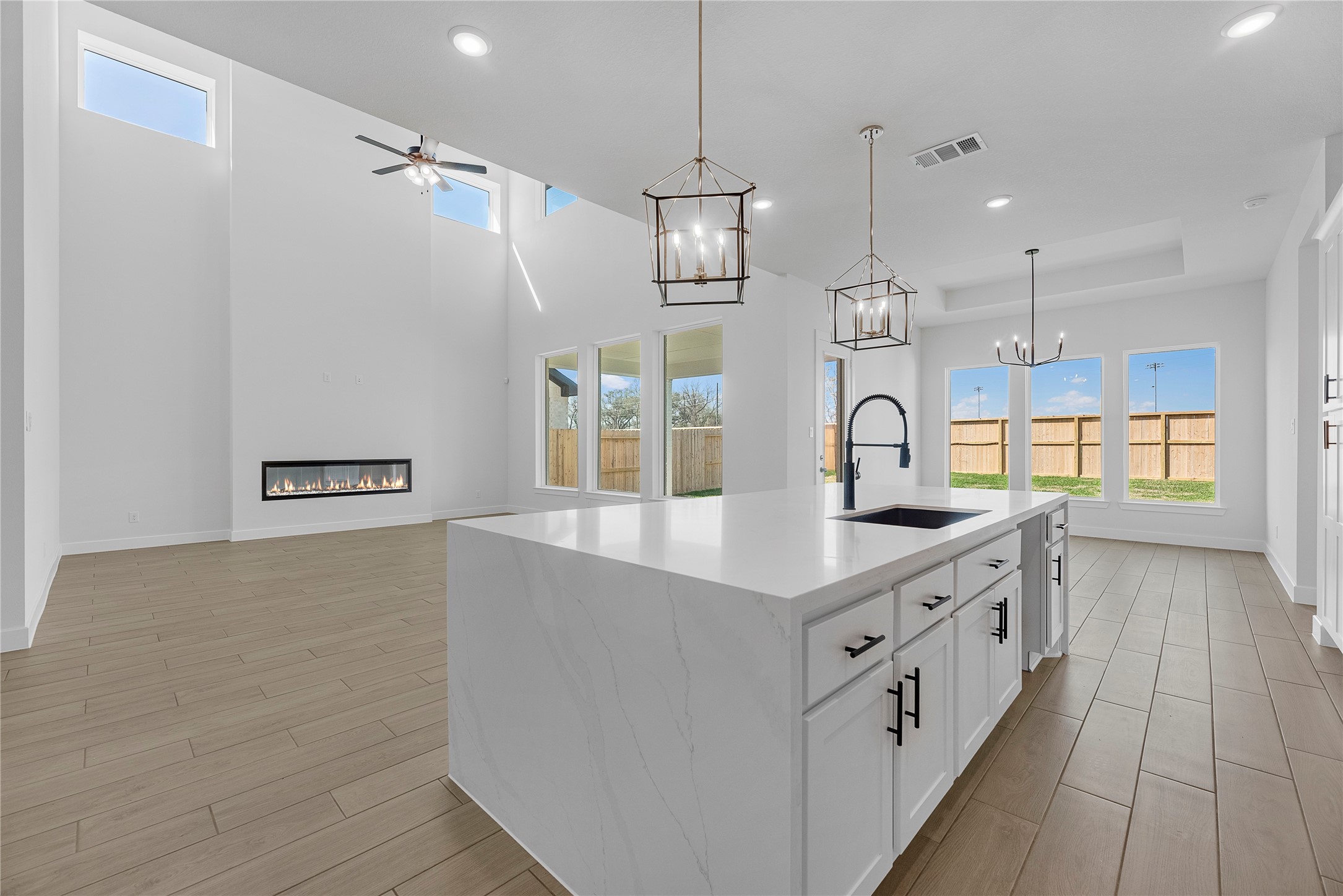 1615 Summer Pine Court, Missouri City, TX 77459