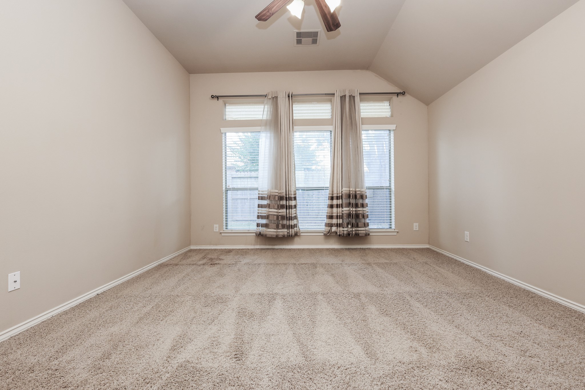 2919 Chalet Knolls Lane, Katy, TX 77494
