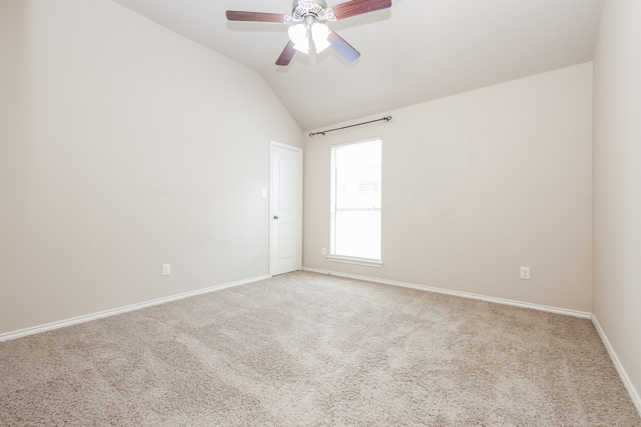 2919 Chalet Knolls Lane, Katy, TX 77494
