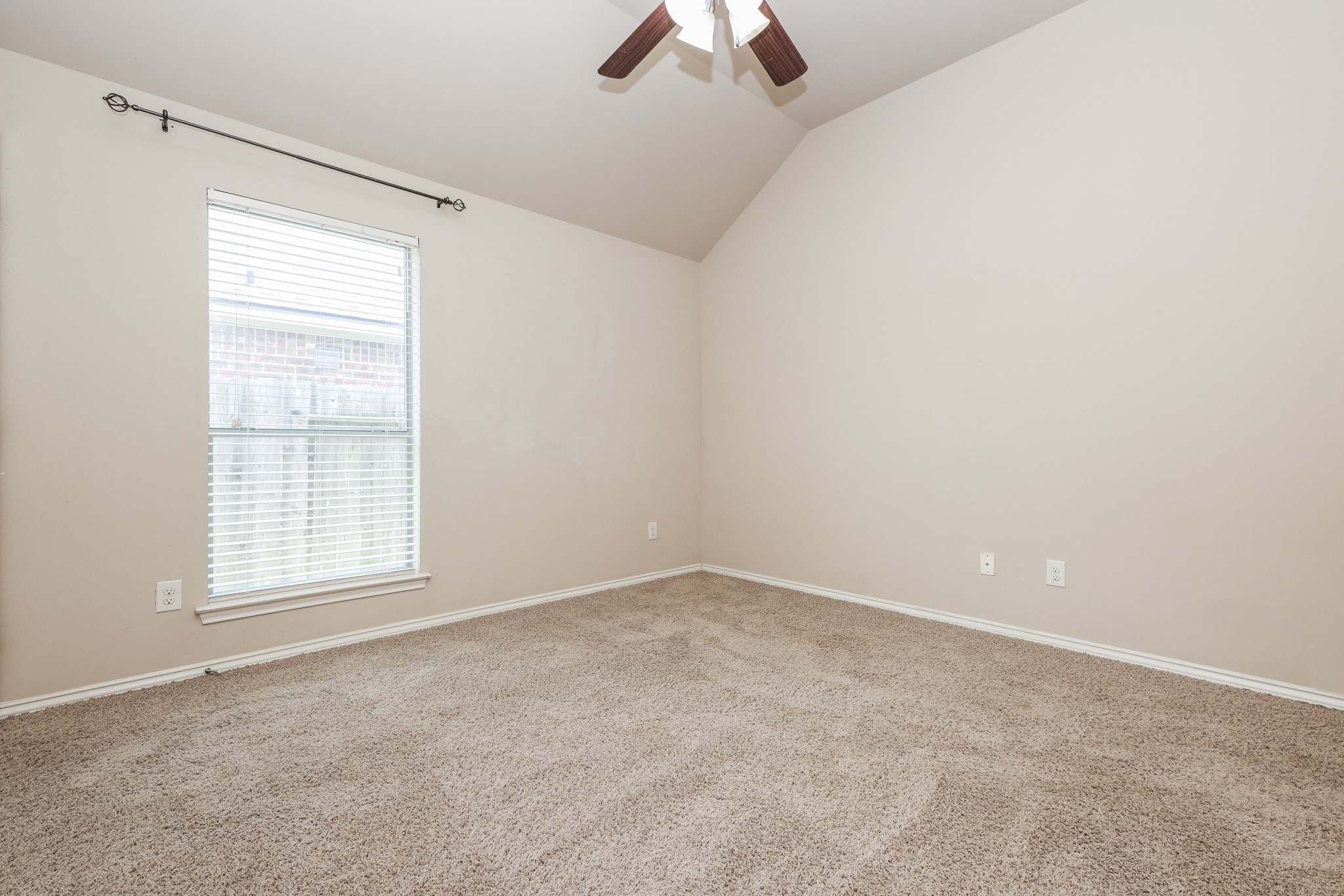 2919 Chalet Knolls Lane, Katy, TX 77494