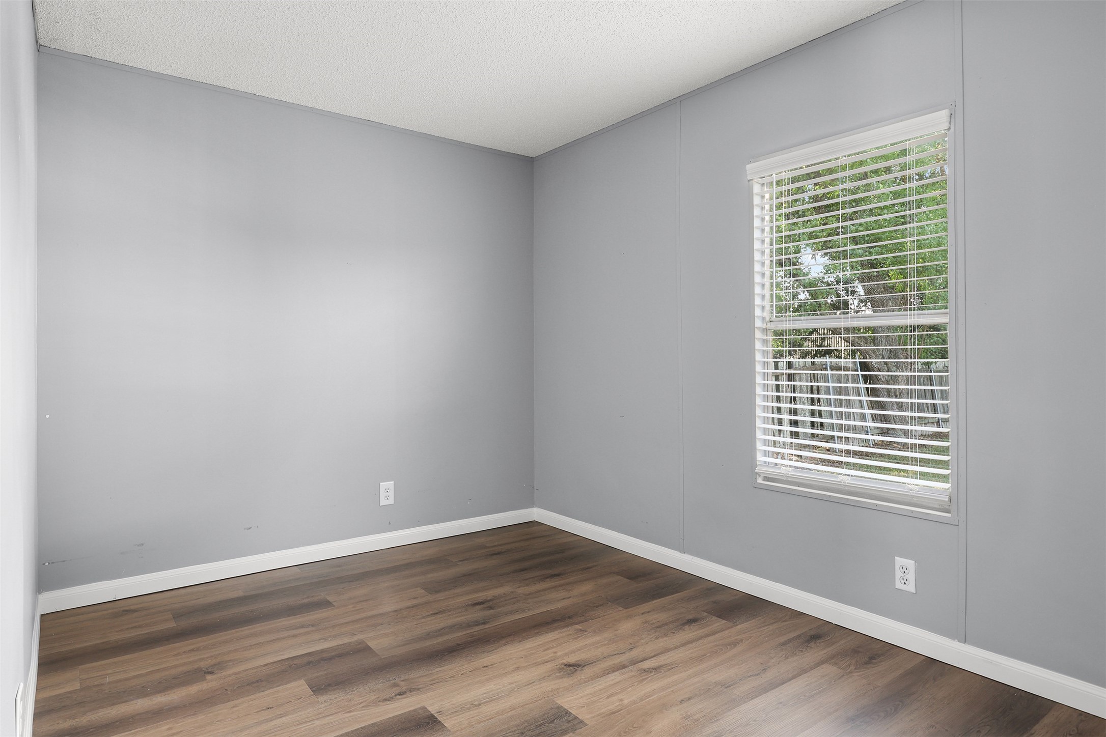 2222 N Austin Avenue, #5, Pearland, TX 77581
