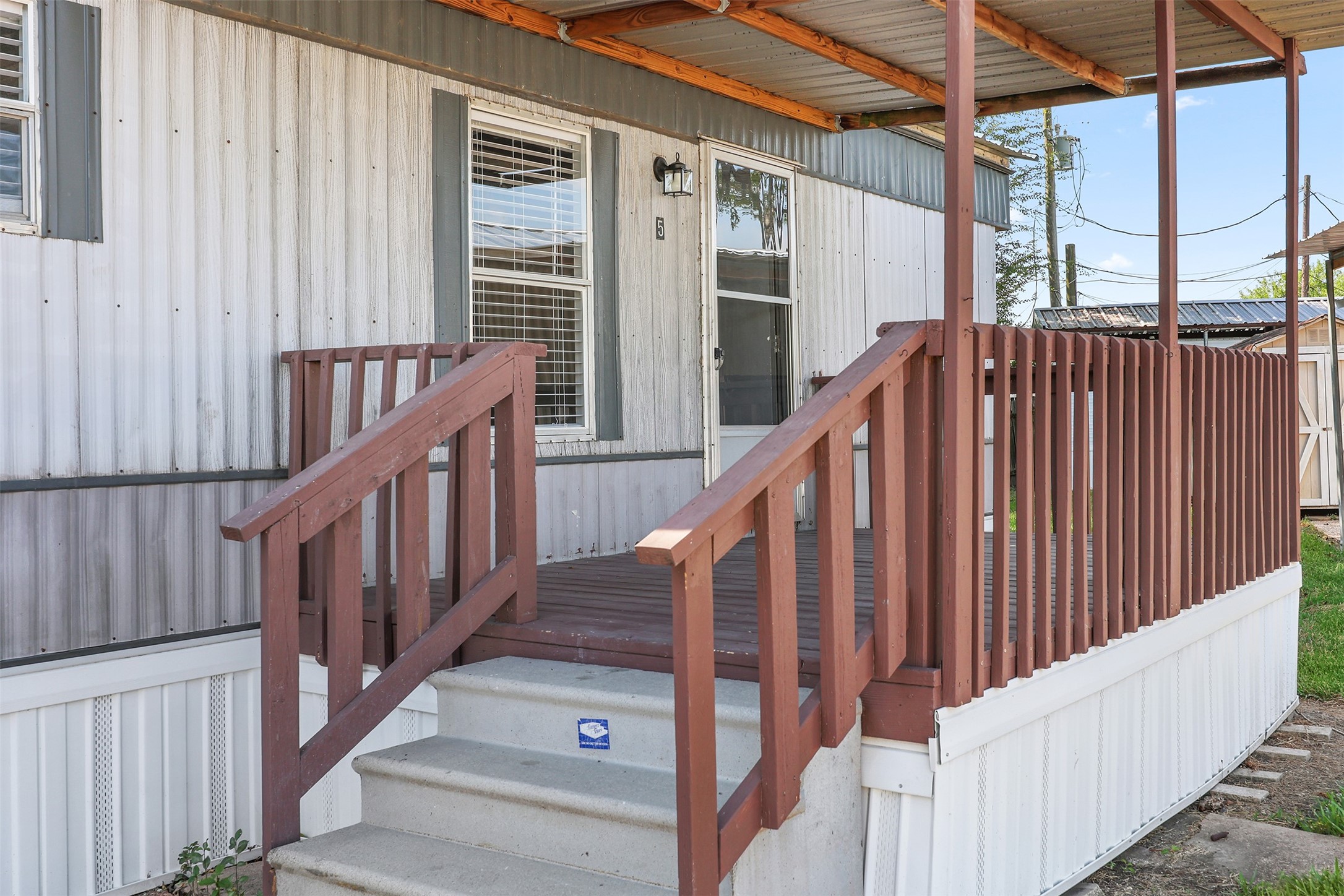 2222 N Austin Avenue, #5, Pearland, TX 77581 2222 N Austin Avenue, #5, Pearland, TX 77581