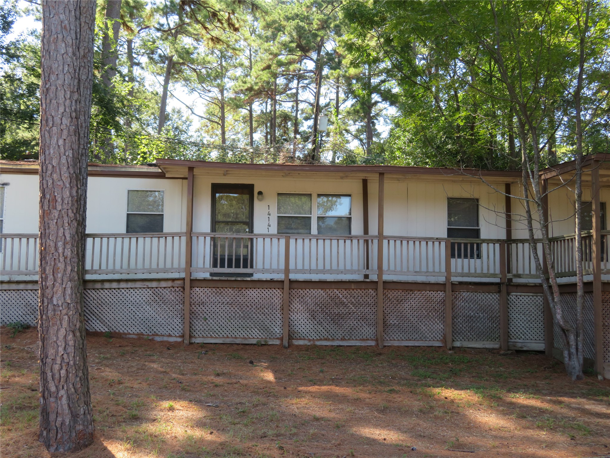 14141 Shadow Bay Drive, Willis, TX 77318