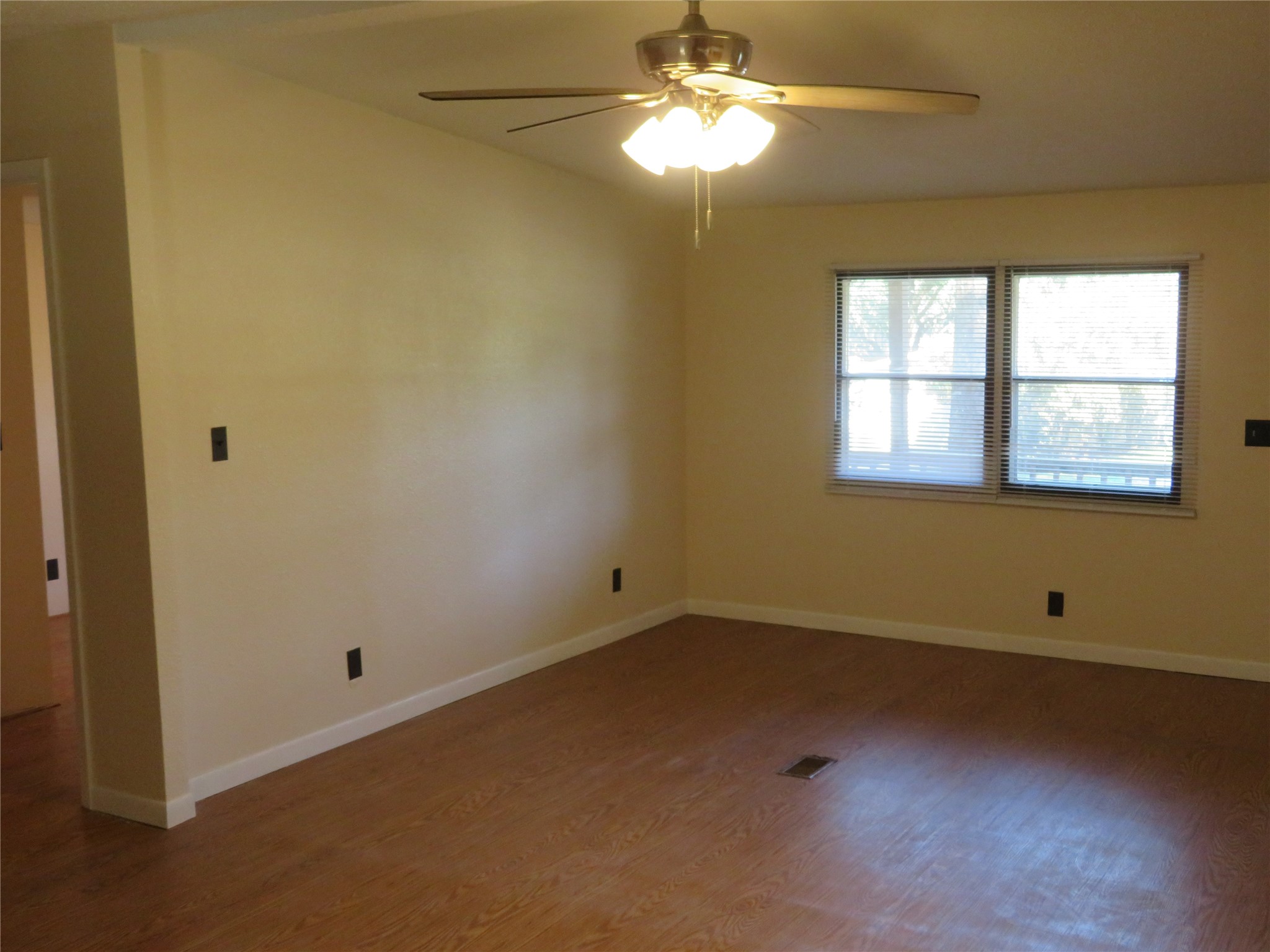 14141 Shadow Bay Drive, Willis, TX 77318