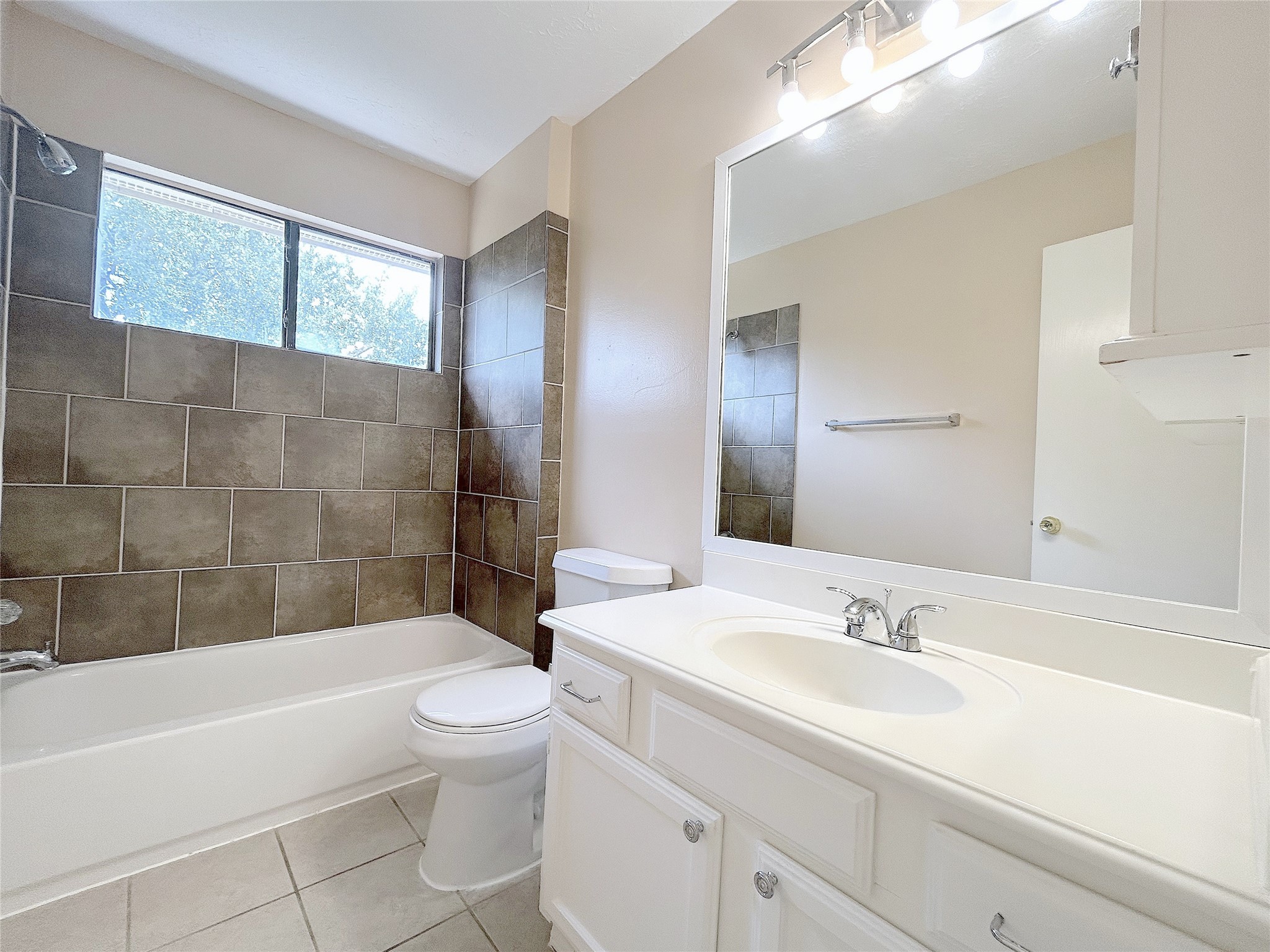Hallway bath