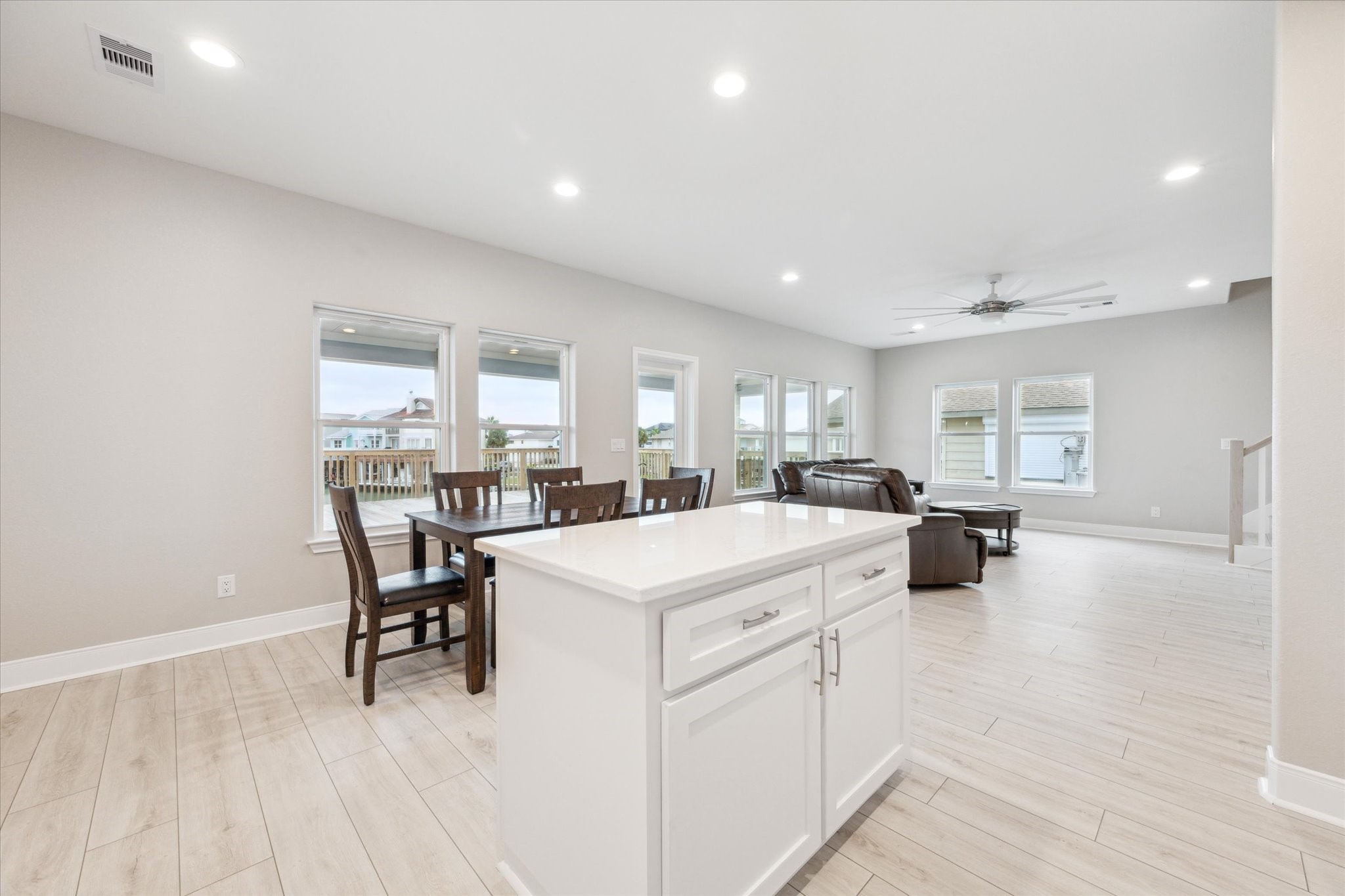 230 Bora Bora Drive, Tiki Island, TX 77554