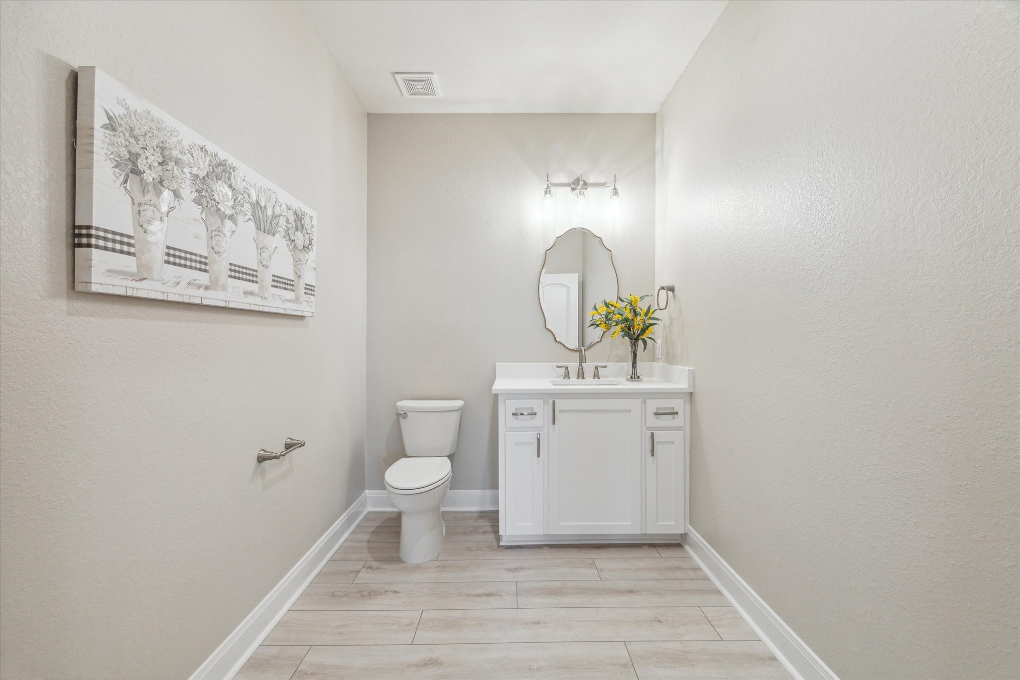 230 Bora Bora Drive, Tiki Island, TX 77554