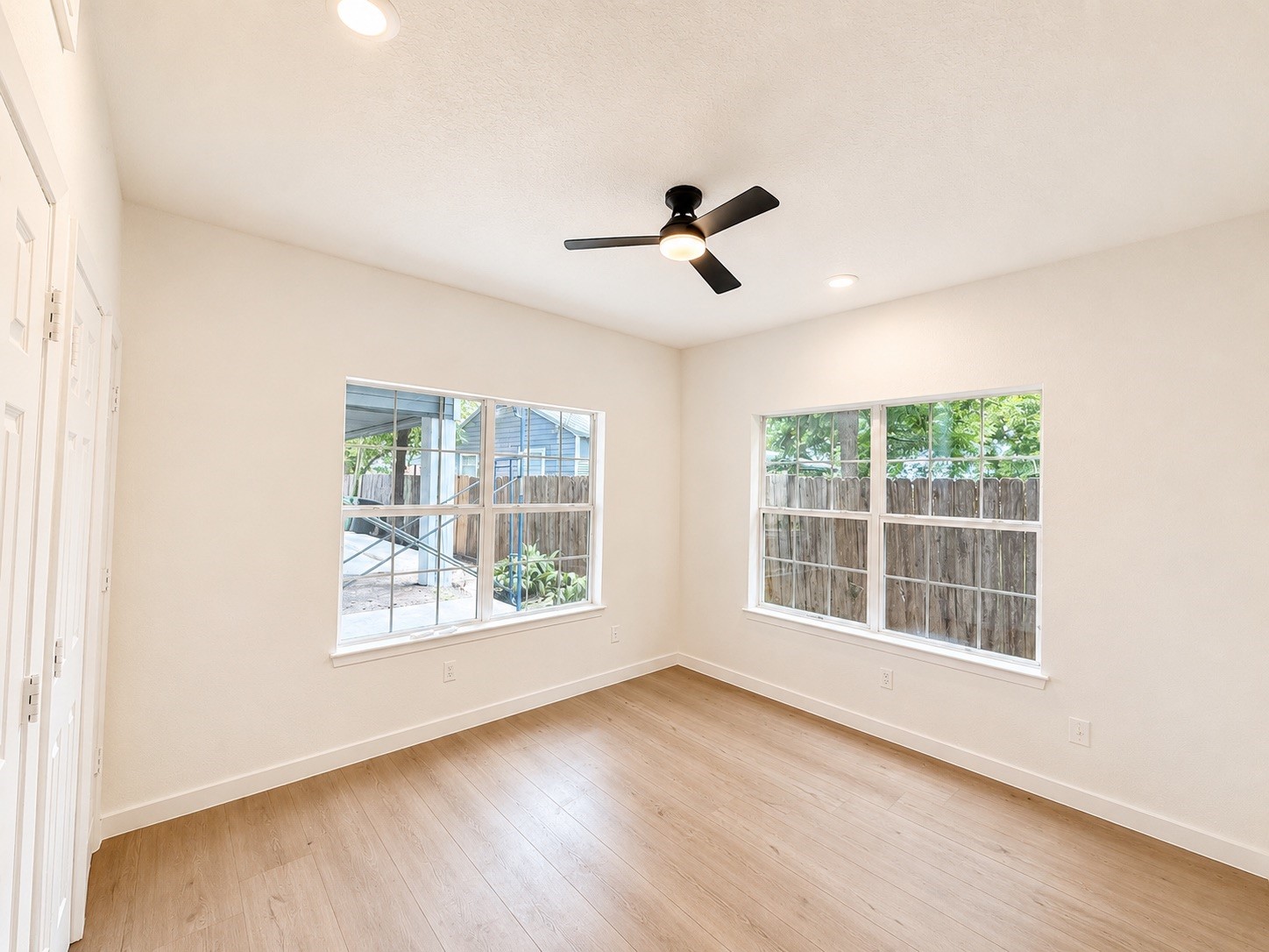 4107 Lark Lane, Houston, TX 77025