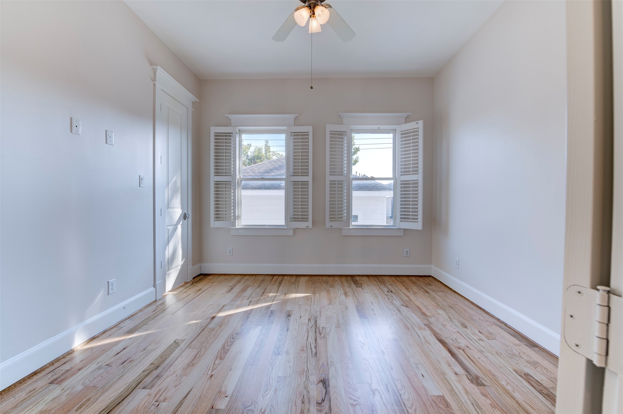 728 E 27th Street, Houston, TX 77009