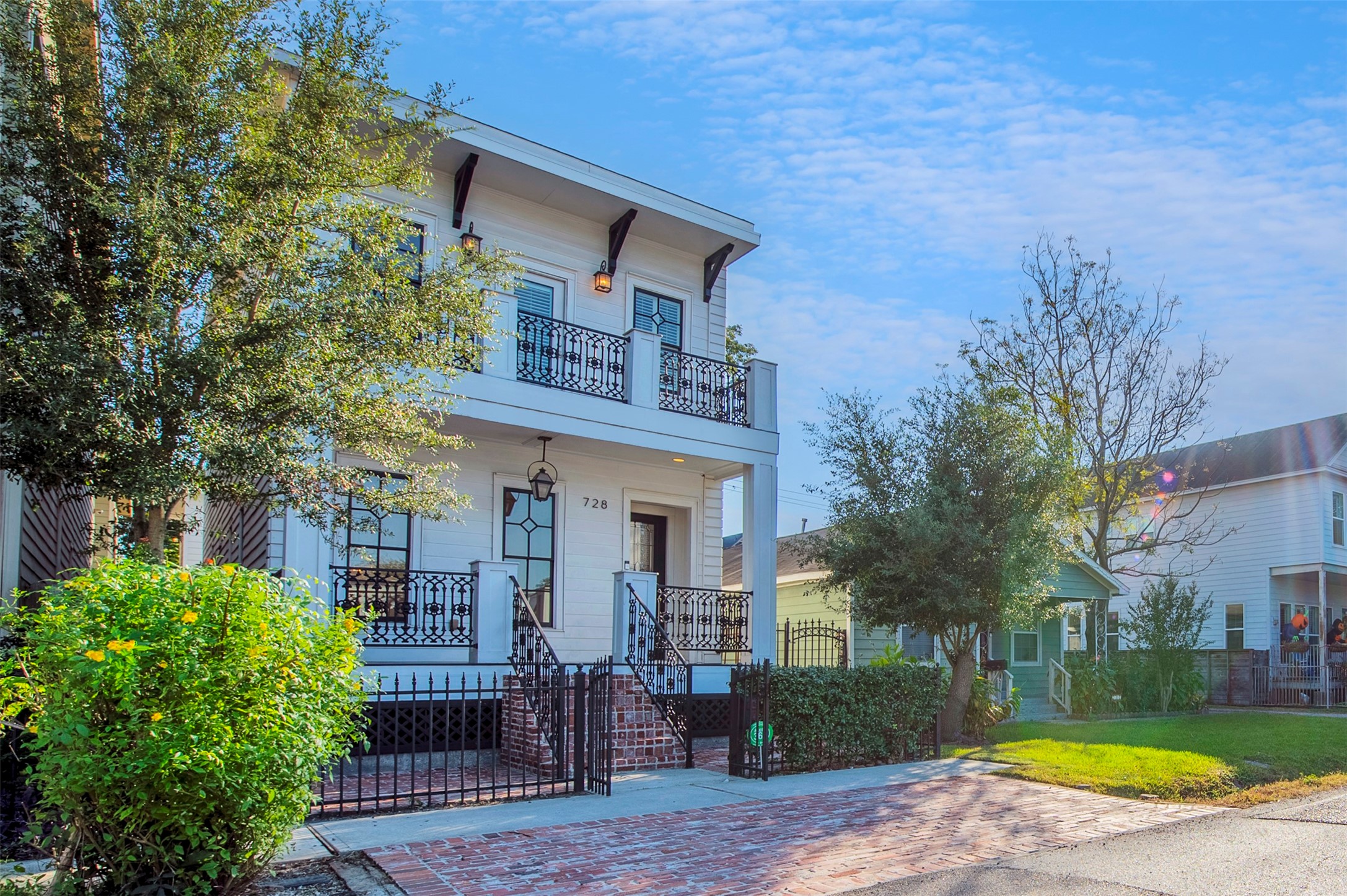 728 E 27th Street, Houston, TX 77009