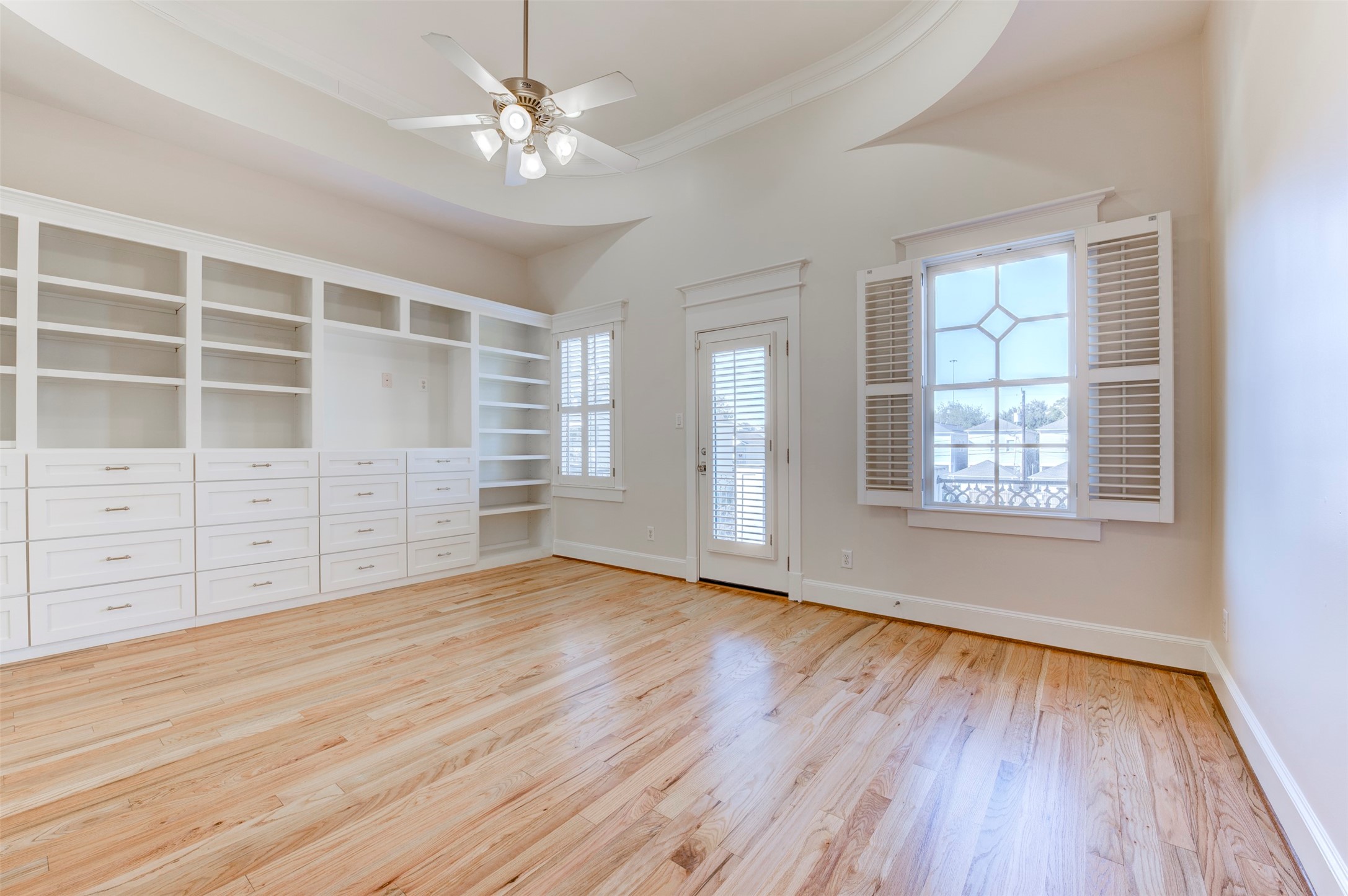 728 E 27th Street, Houston, TX 77009