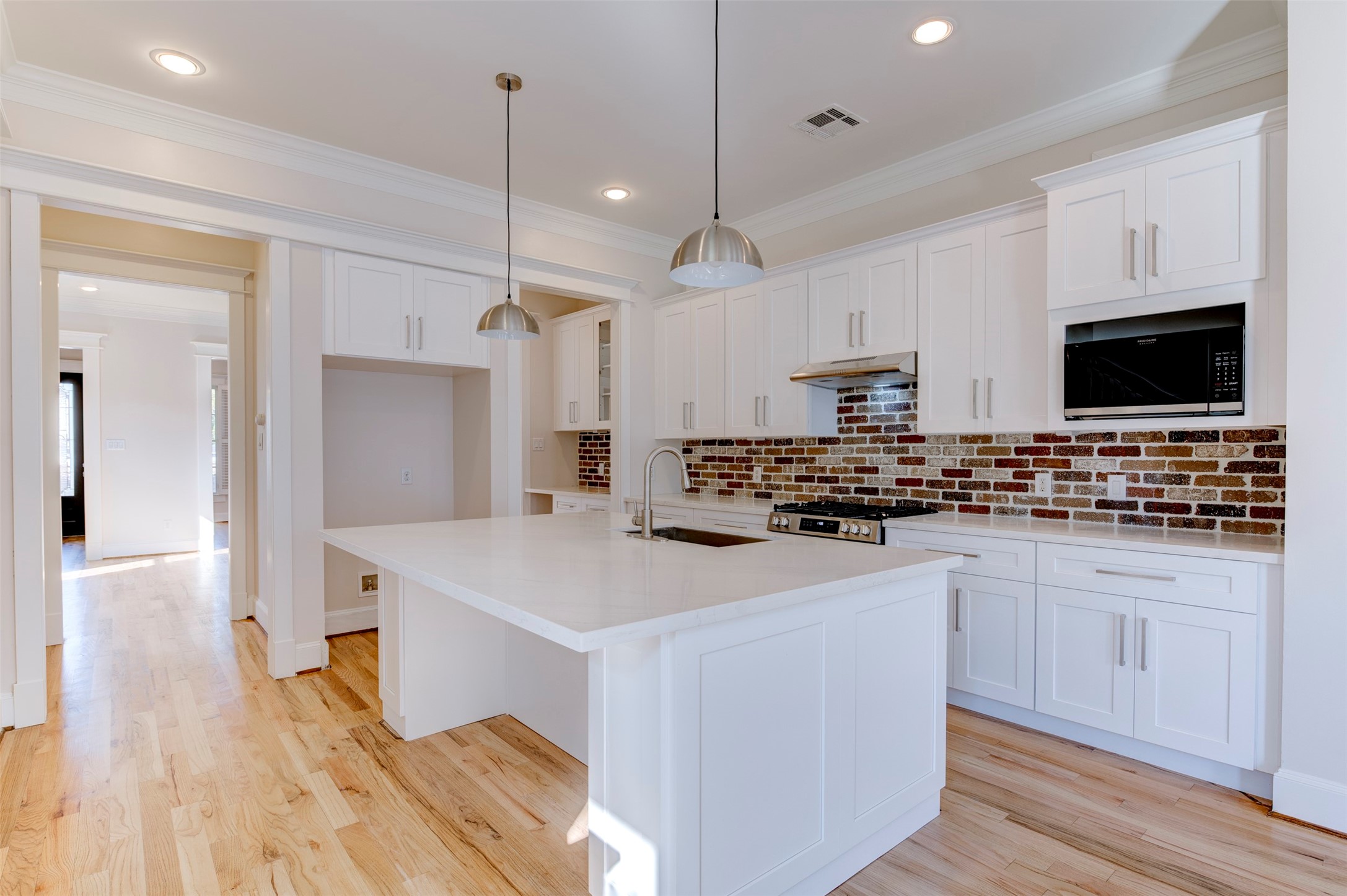 728 E 27th Street, Houston, TX 77009
