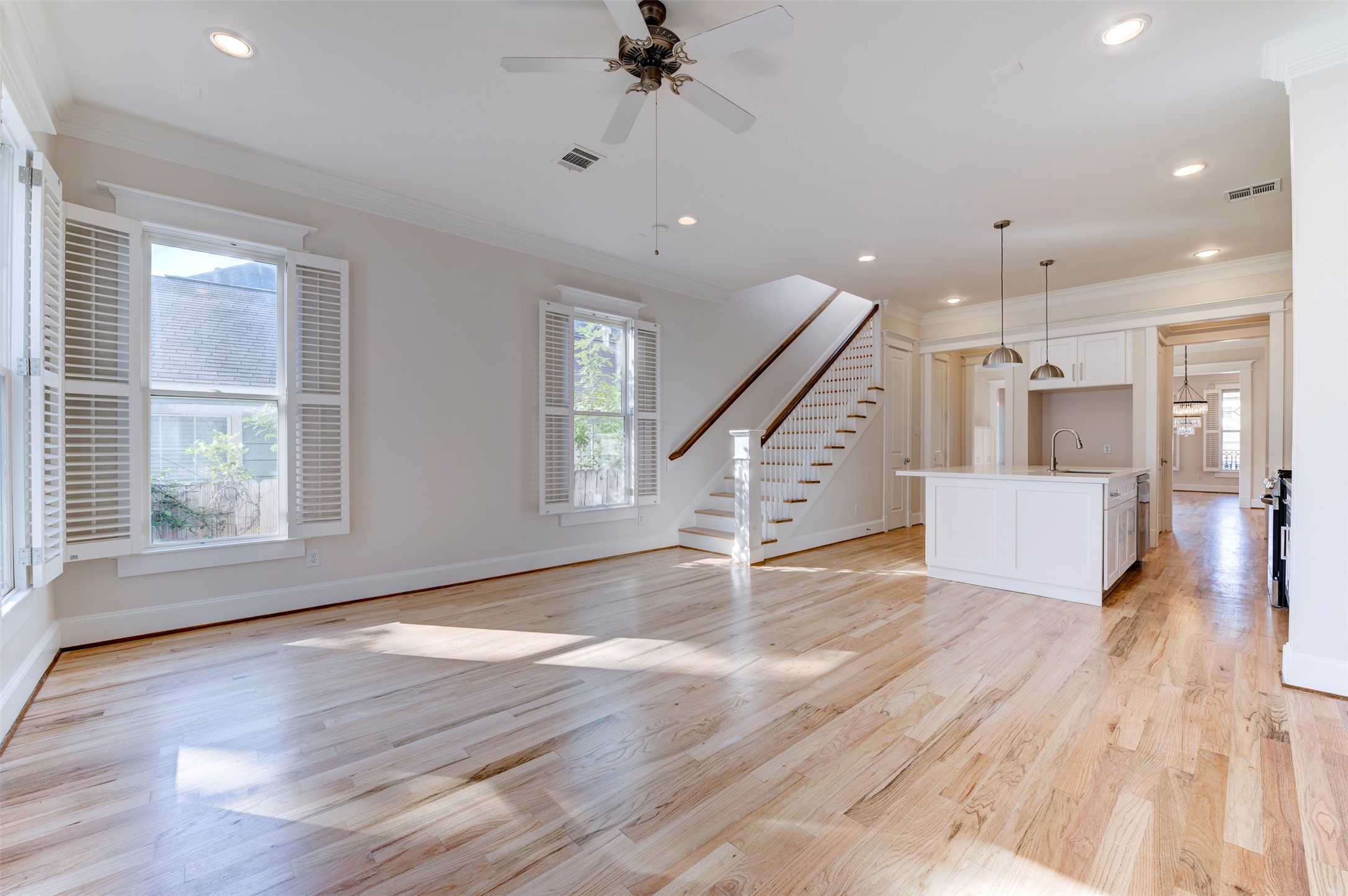 728 E 27th Street, Houston, TX 77009